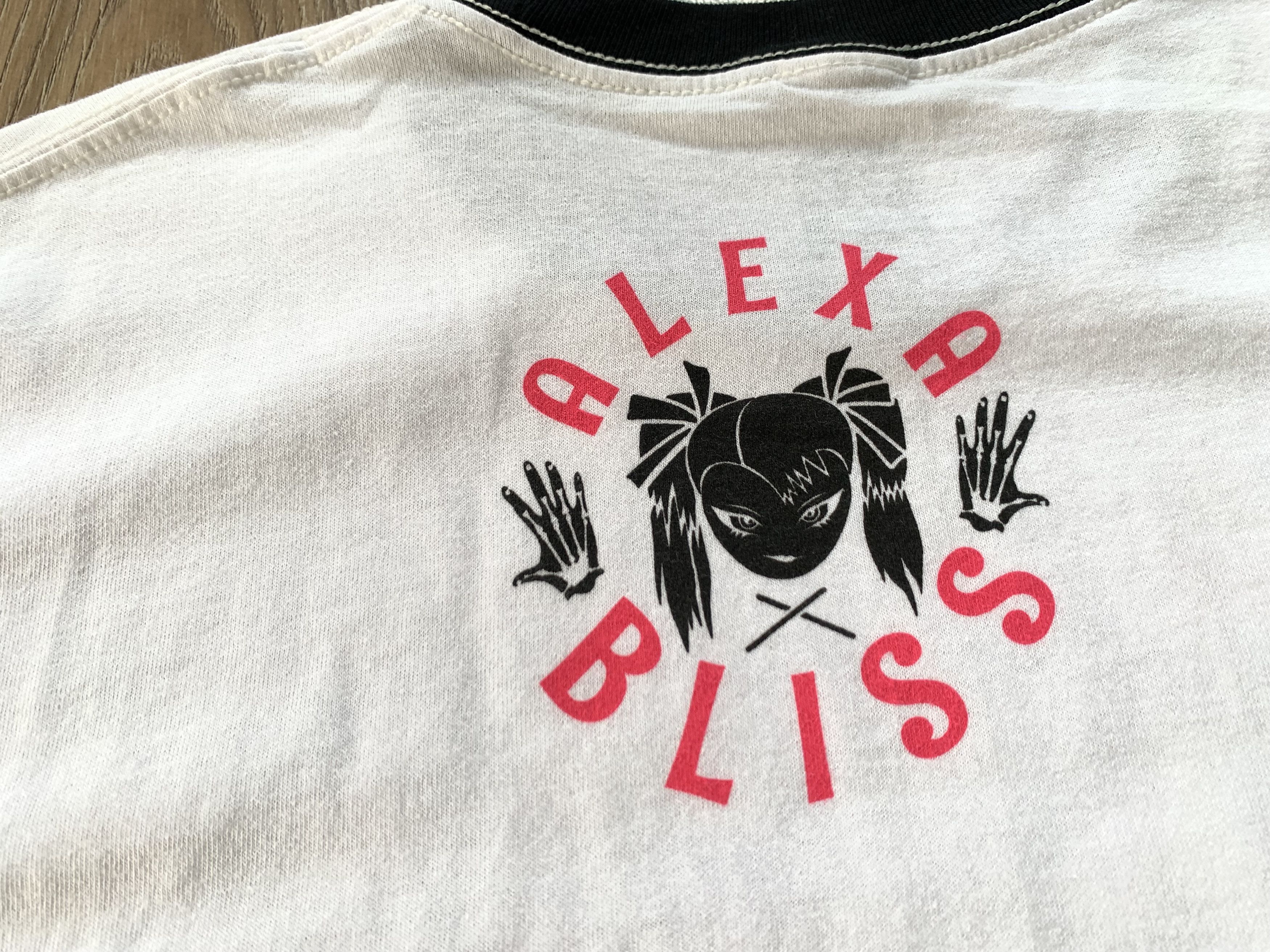 WWE WWE Alexa Bliss Blissed Off Authentic Graphic T-Shirt Size US XL / EU 56 / 4 - 6 Thumbnail