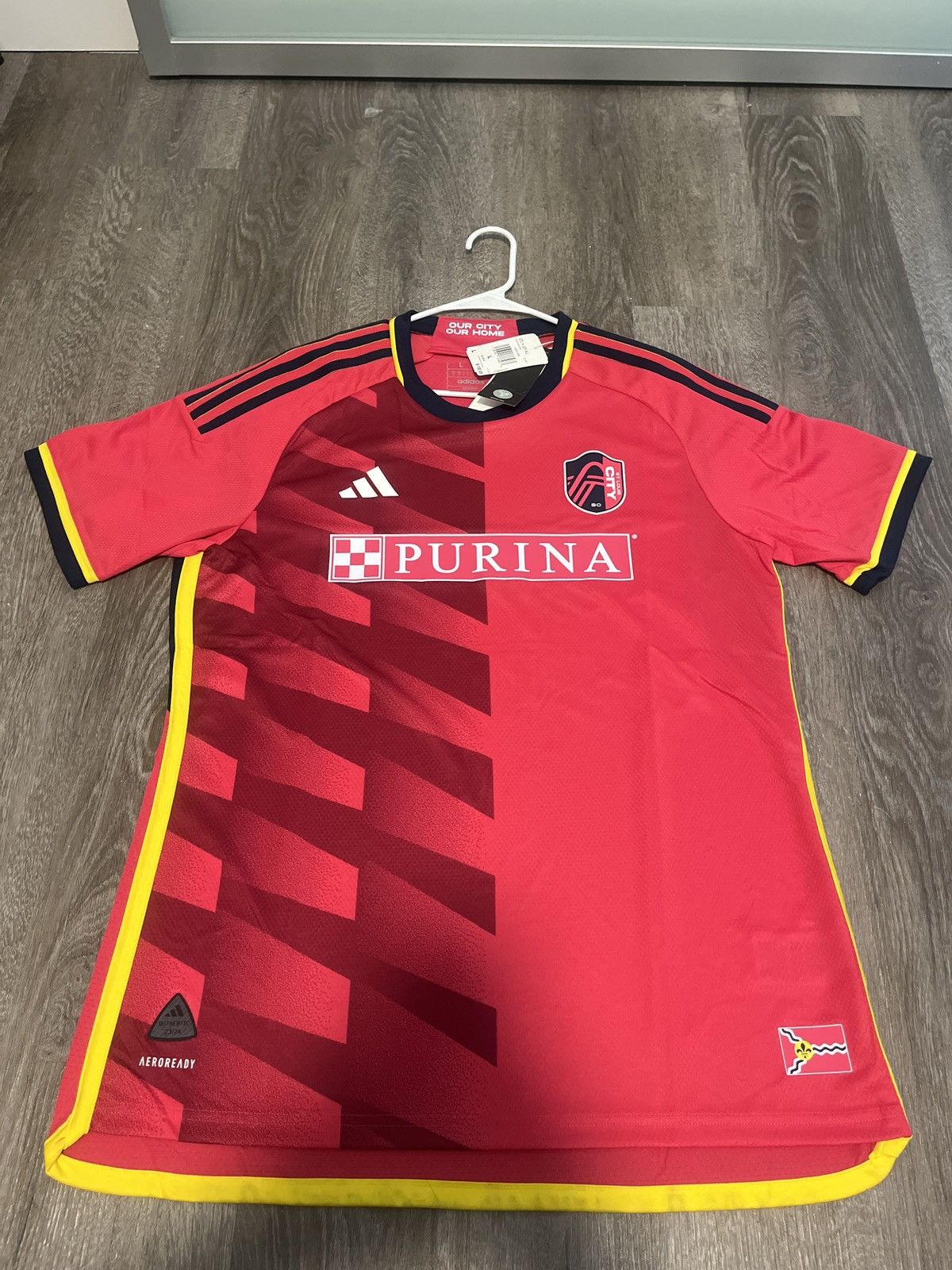 Adidas St Louis city Authentic jersey 23/24 Size US L / EU 52-54 / 3 - 1 Thumbnail