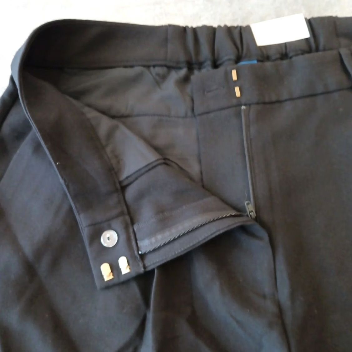 Old Navy Old Navy Pants Womens XL Black Taylor Straight Pleated Dress Pants Elastic Pockets 36x30 Regular"} Size 40" / US 18 - 4 Thumbnail