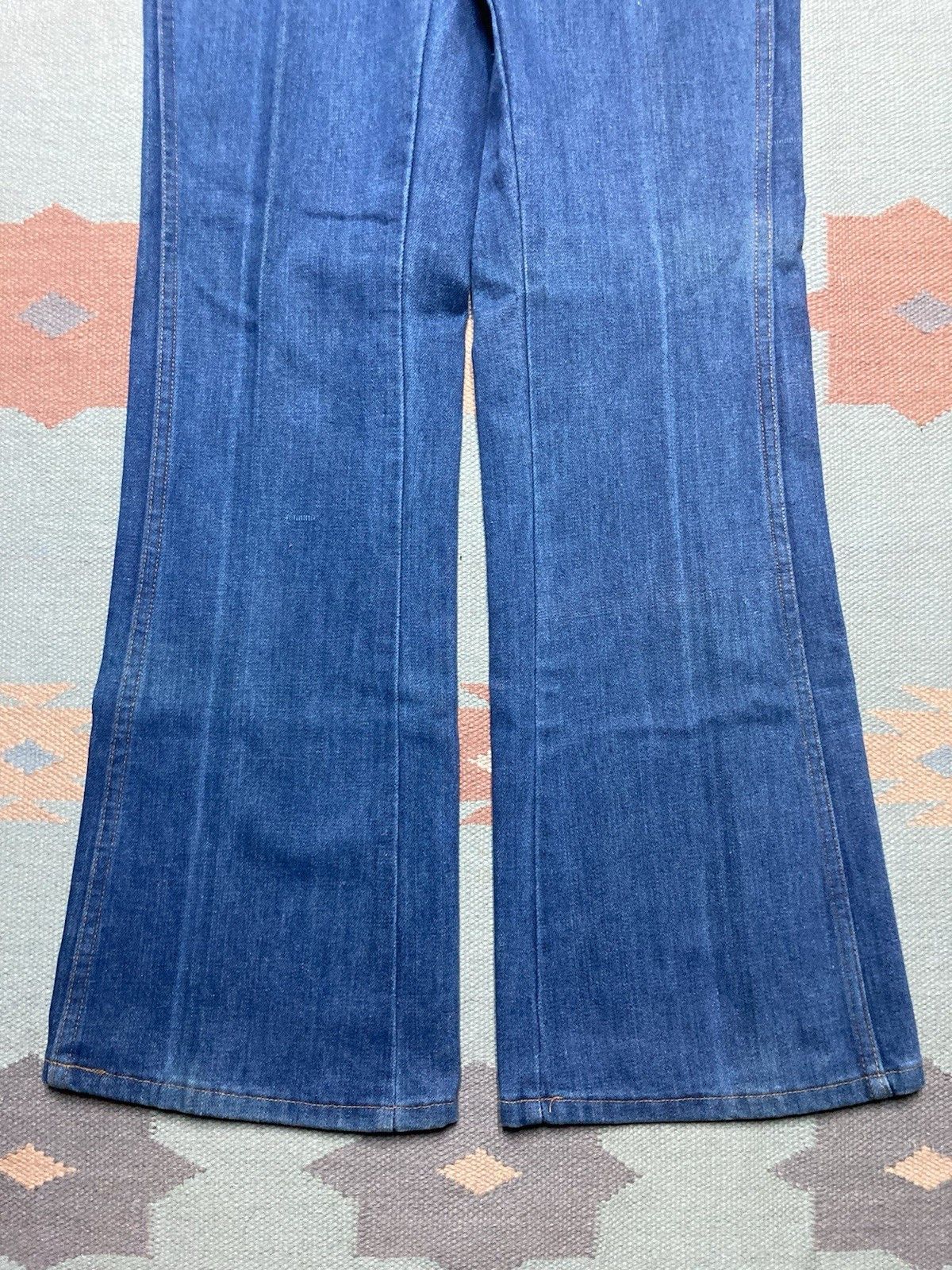 Vintage VTG 70s bell bottom jeans flare wide hippie DEADSTOCK 31x32 Size 31" - 6 Thumbnail