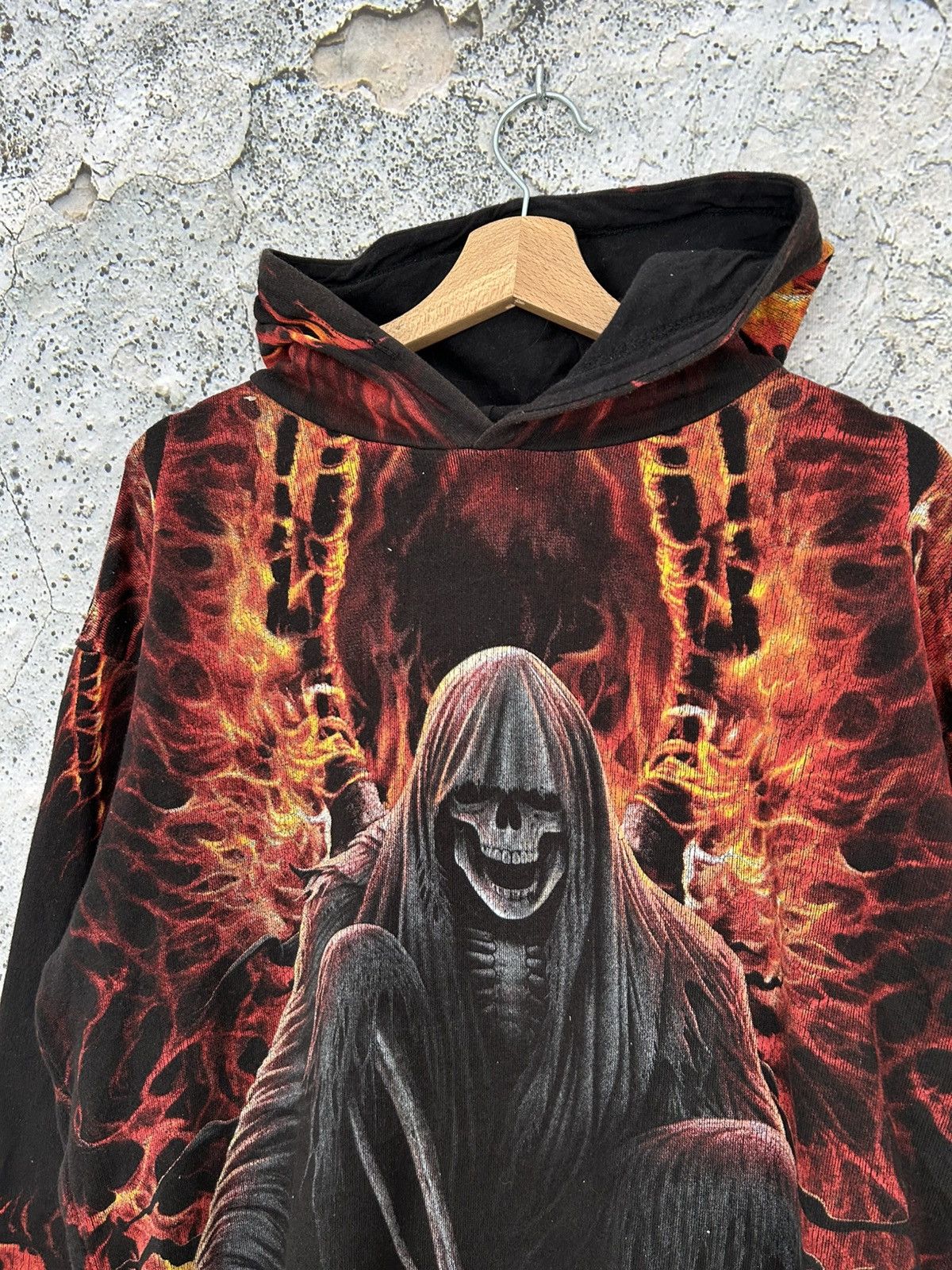 Vintage Vintage Spiral Horror Flames Hoodie Graphic Avant Garde 90s Size US M / EU 48-50 / 2 - 3 Thumbnail