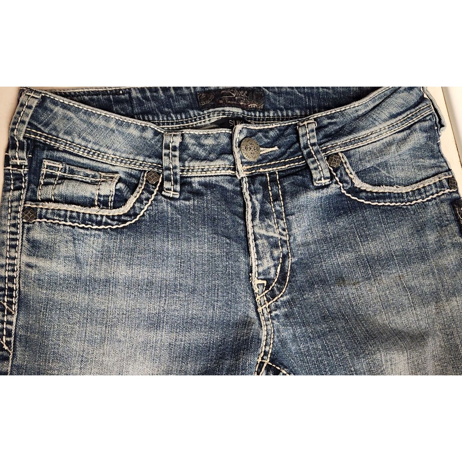 Silver Jeans Co. SILVER SUKI Jeans Women’s 29x32 Medium Wash Denim Stretch Low Rise Bootscut/Regular Fit 5-Pocket Blue Size 29" - 6 Thumbnail