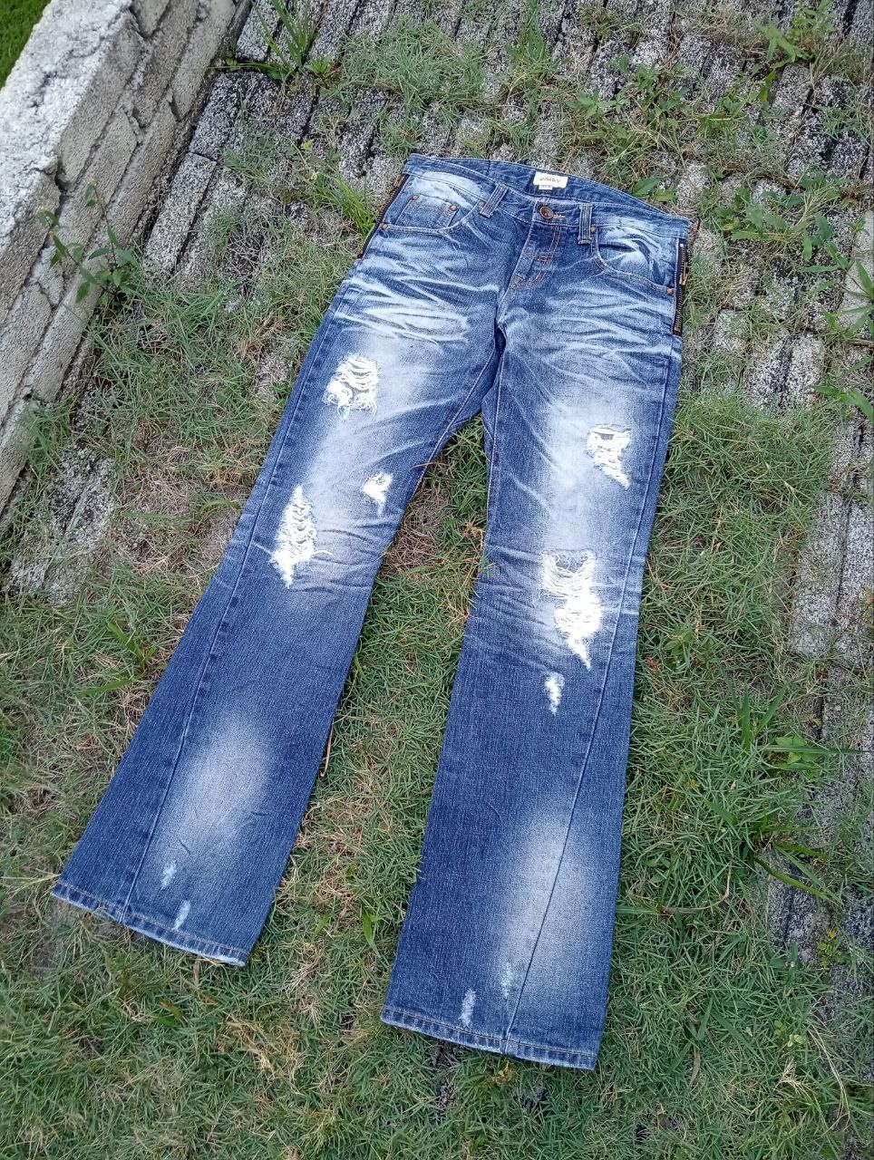 If Six Was Nine Vintage Daisy Distressed Jeans Size US 31 - 2 Thumbnail