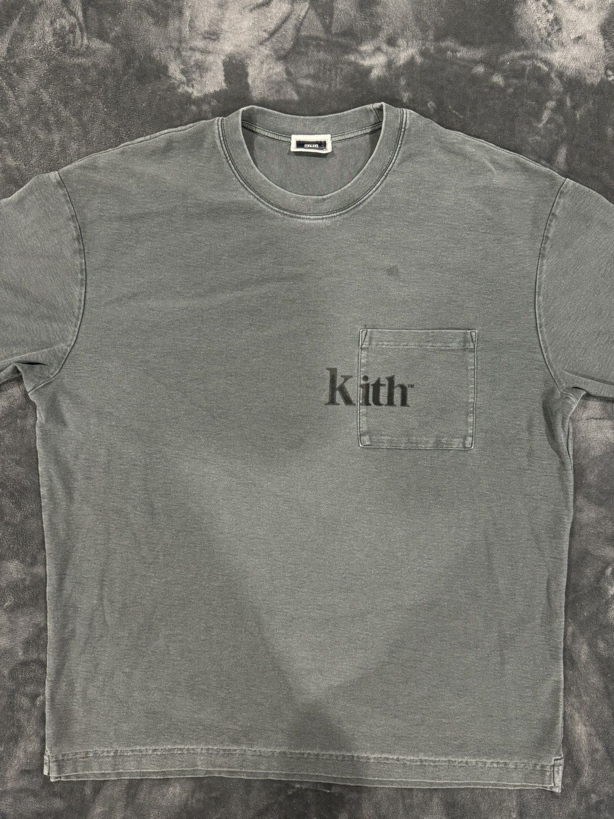 Kith Quinn Tee “Hurricane”