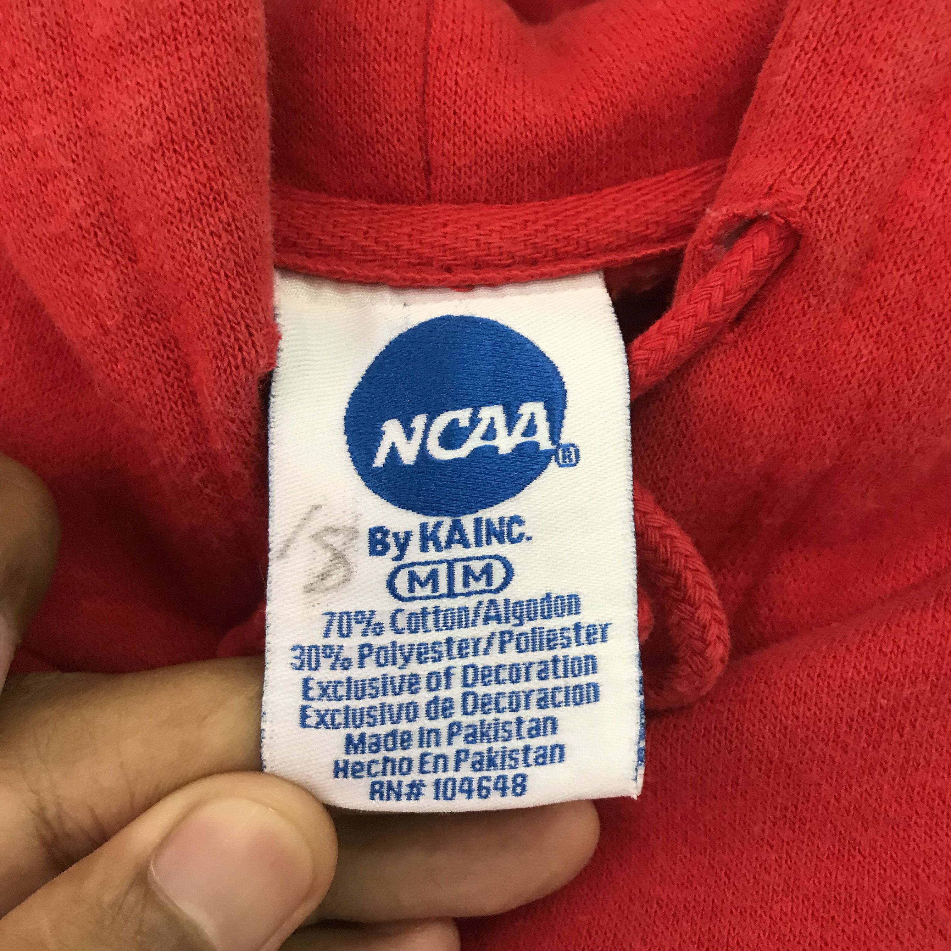 NCAA Vintage Ohio State University Red - 30 Size US M / EU 48-50 / 2 - 9 Thumbnail