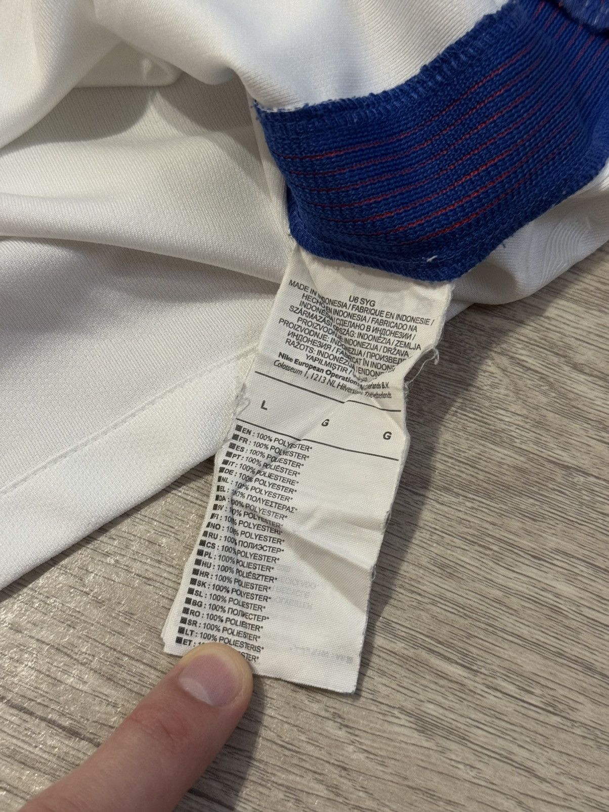 Nike 🔷Nike England 2016/17 Soccer jersey🔷 Size US L / EU 52-54 / 3 - 4 Thumbnail