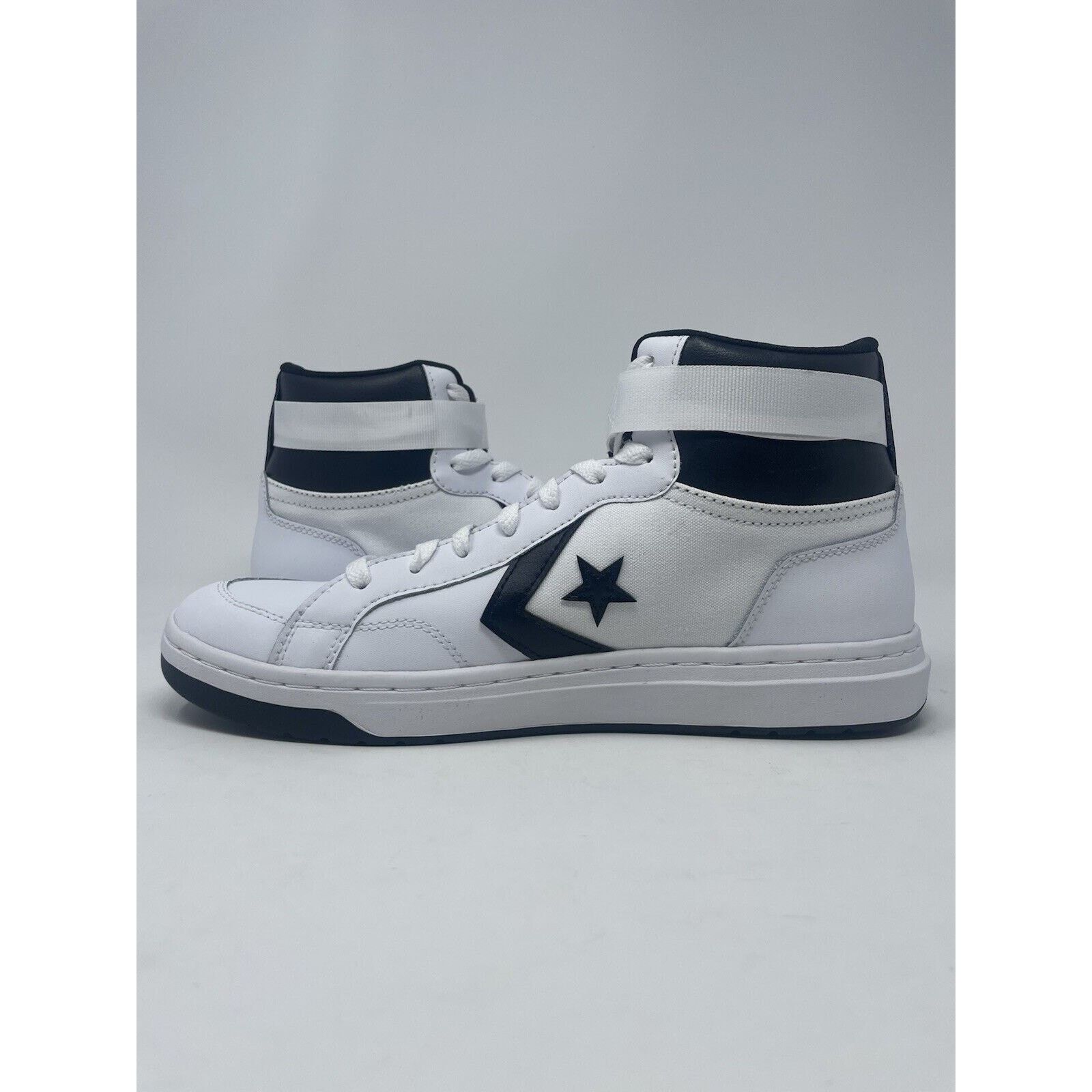 Converse Converse Pro Blaze V2 Mid Top White Black Mens Size 10.5 NEW Size US 10.5 / EU 43-44 - 11 Thumbnail