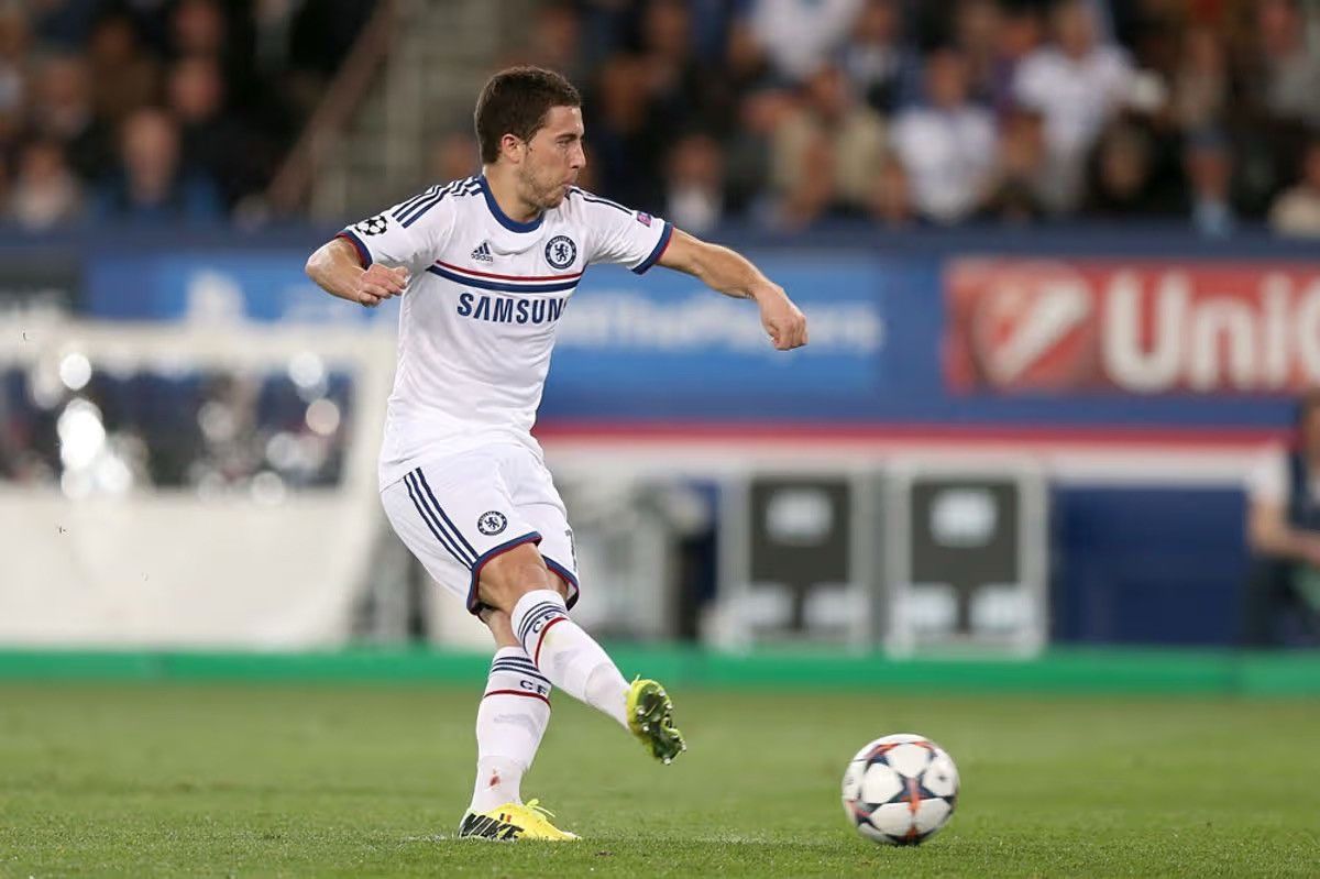 Vintage CHELSEA ADIDAS 2013/2014 FOOTBALL AWAY JERSEY #17 HAZARD Size US M / EU 48-50 / 2 - 15 Thumbnail