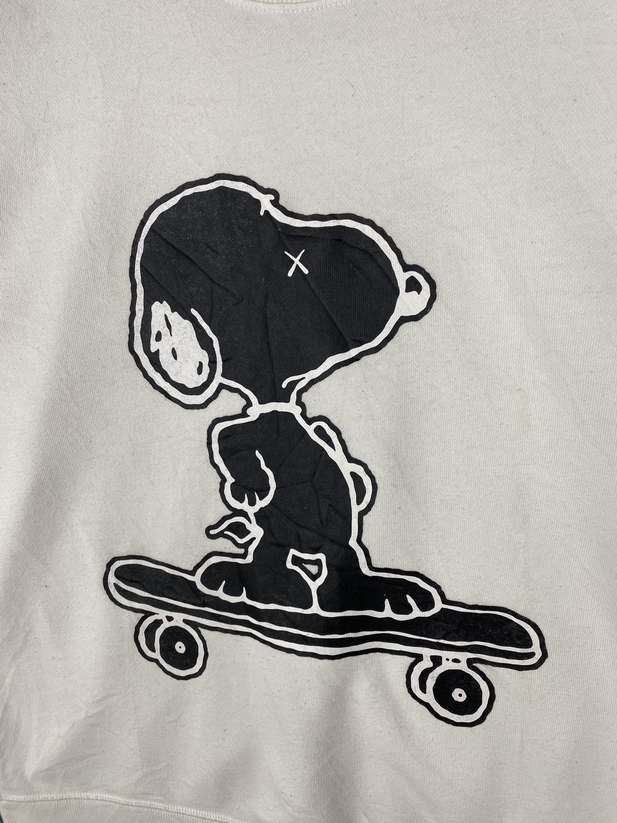 Kaws Vintage Uniqlo Kaws Peanuts Sweatshirts Size US M / EU 48-50 / 2 - 4 Thumbnail
