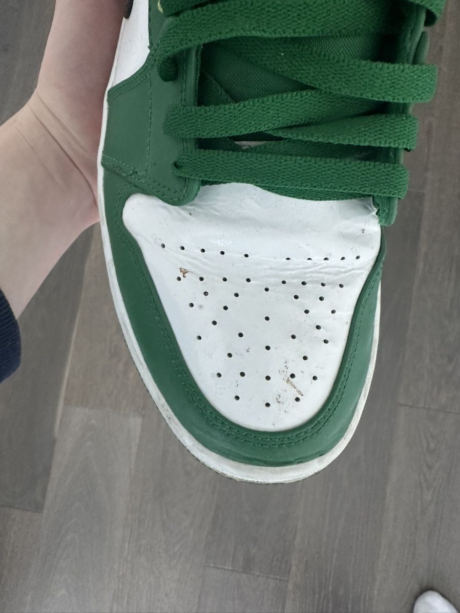 Jordan Brand × Nike Jordan 1 Low Pine green Size US 10.5 / EU 43-44 - 2 Thumbnail