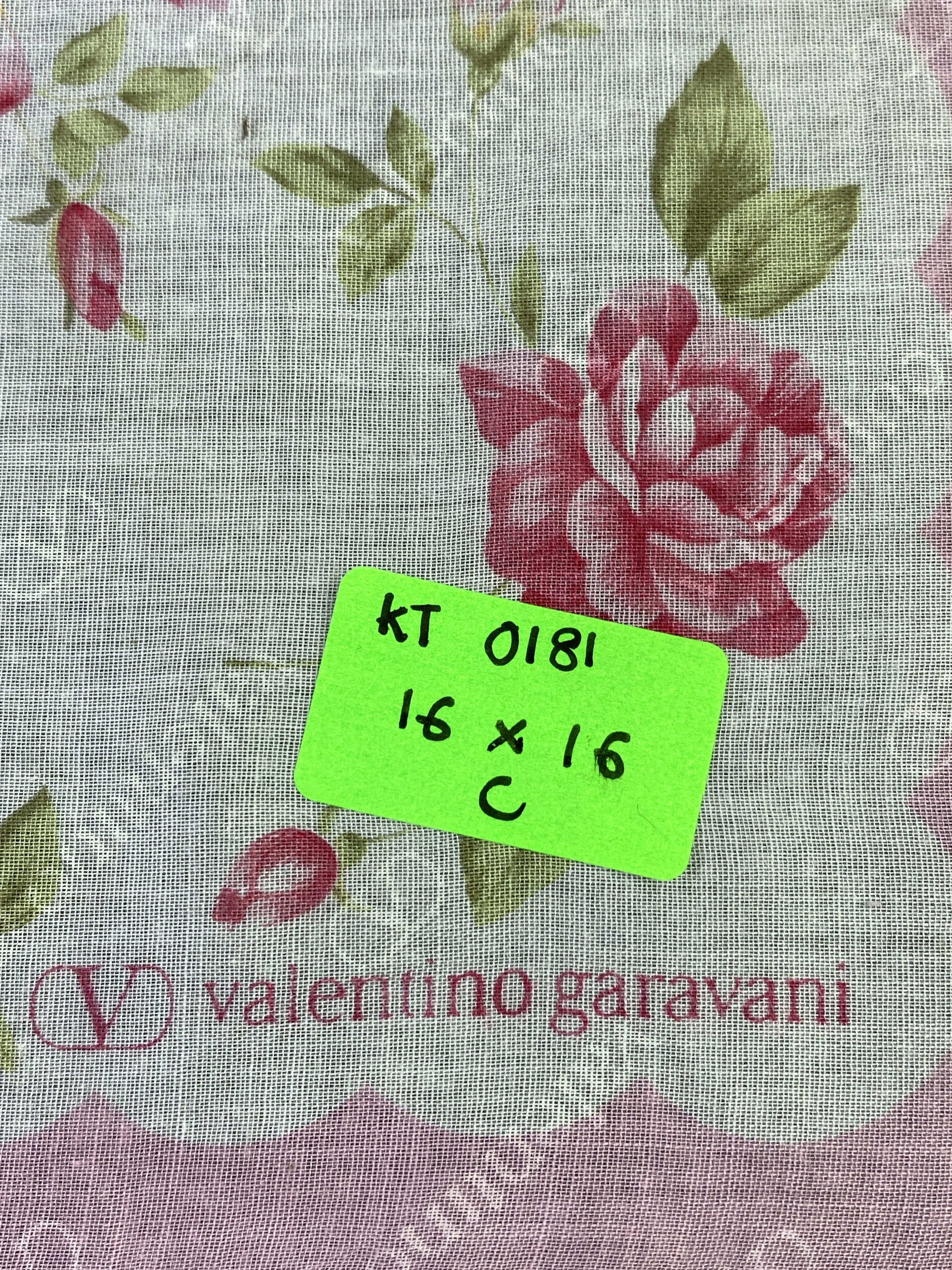 Valentino Valentino Garavani Handkerchief / Neckerchief KT0181 Size ONE SIZE - 8 Thumbnail