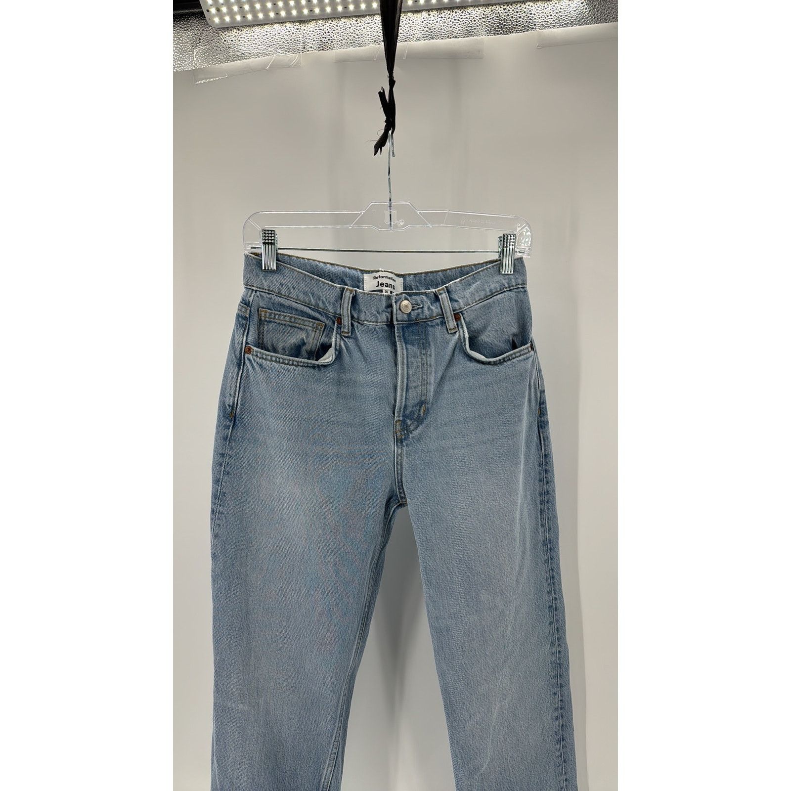 Reformation Reformation Casey Mid Rise Relaxed Straight Jeans size 25 Size 25" / US 0 / IT 36 - 3 Thumbnail