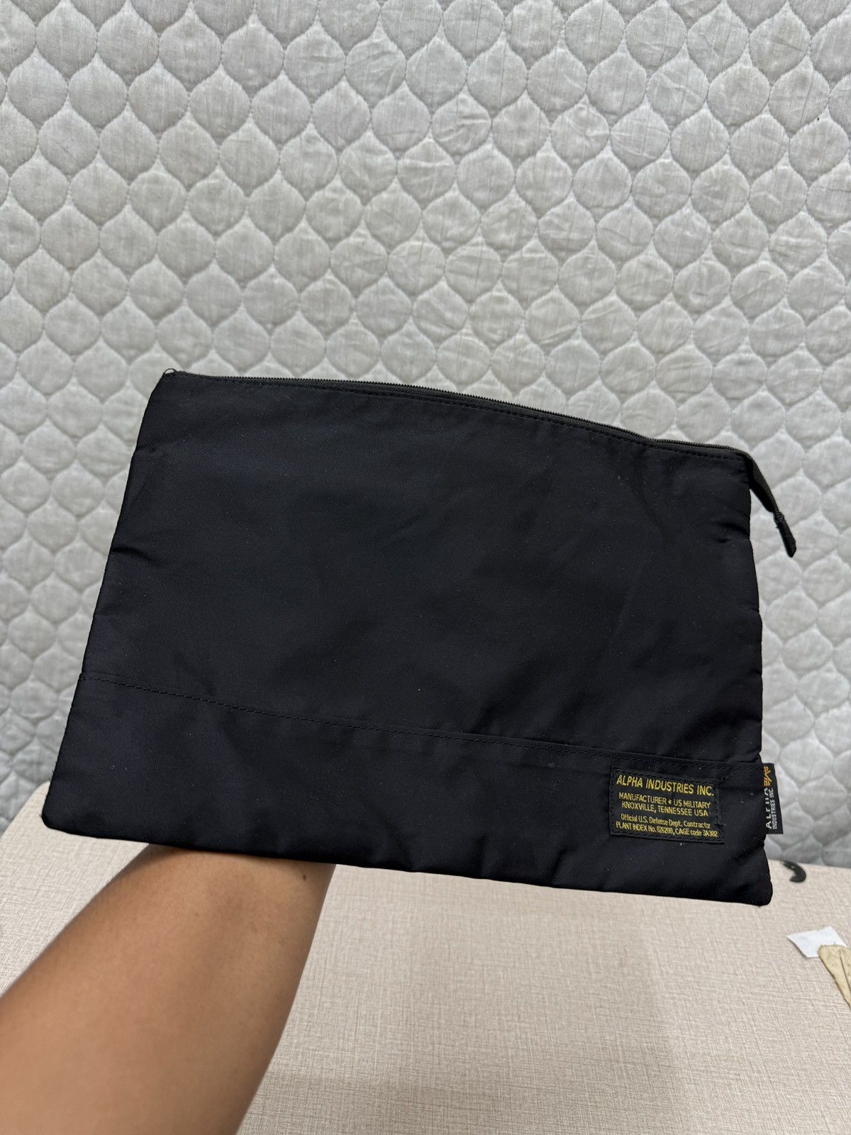 Alpha Industries 🔥🔥🔥ARCHIVE ALPHA INDUSTRIES CLUTH BAG Size ONE SIZE - 1 Thumbnail