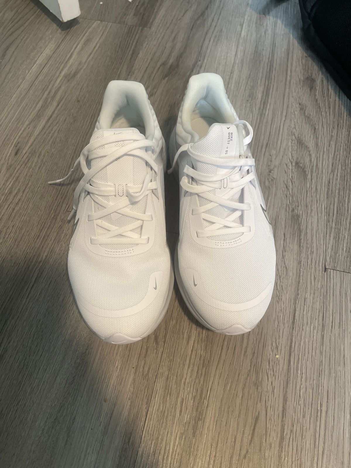 Nike Nike Quest 5 Size US 10 / IT 40 - 8 Thumbnail