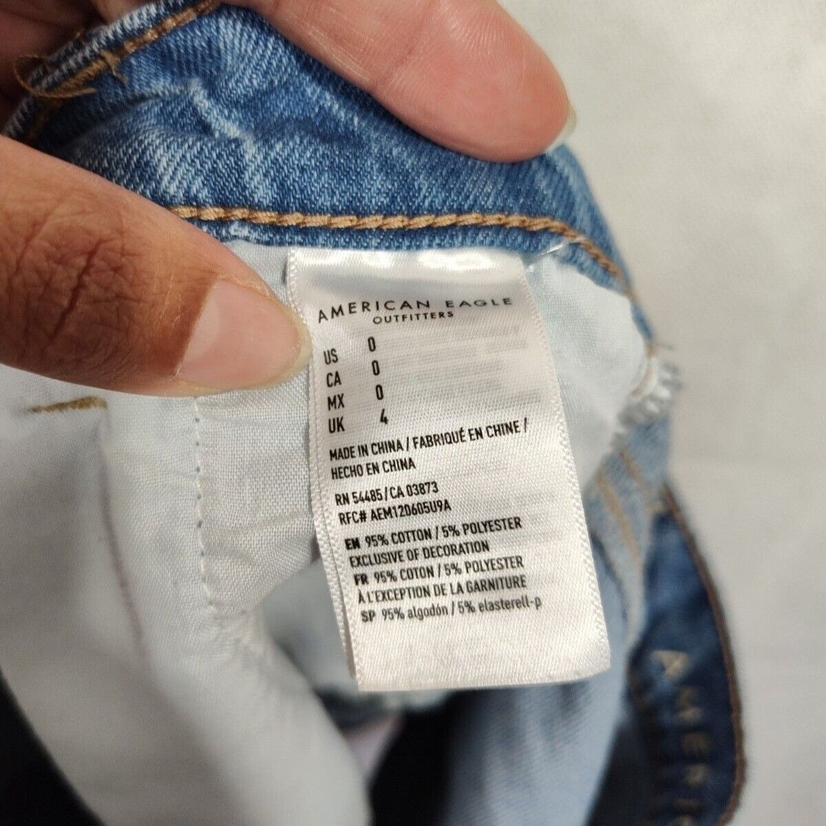 American Eagle Outfitters American Eagle AEO Cuffed Pleated Denim Jean Shorts Size 0 Size 25" / US 0 / IT 36 - 6 Thumbnail