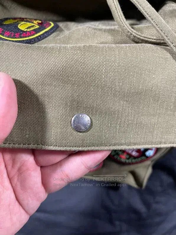 Yves Saint Laurent military green patch backpack from saint laurent. Size ONE SIZE - 4 Thumbnail
