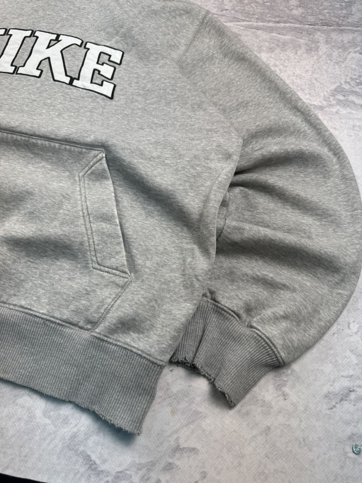 Nike × Vintage NIKE VINTAGE CENTER LOGO OVERSIZE BOXY HOODIE Size US XL / EU 56 / 4 - 4 Thumbnail
