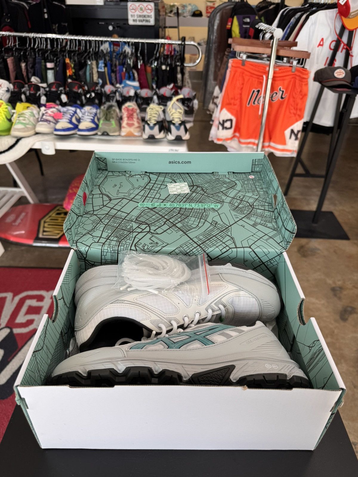Asics × HIDDEN ASICS Gel-Venture 6 Shield Hidden NY Size 9 (2024) Size US 9 / EU 42 - 10 Thumbnail