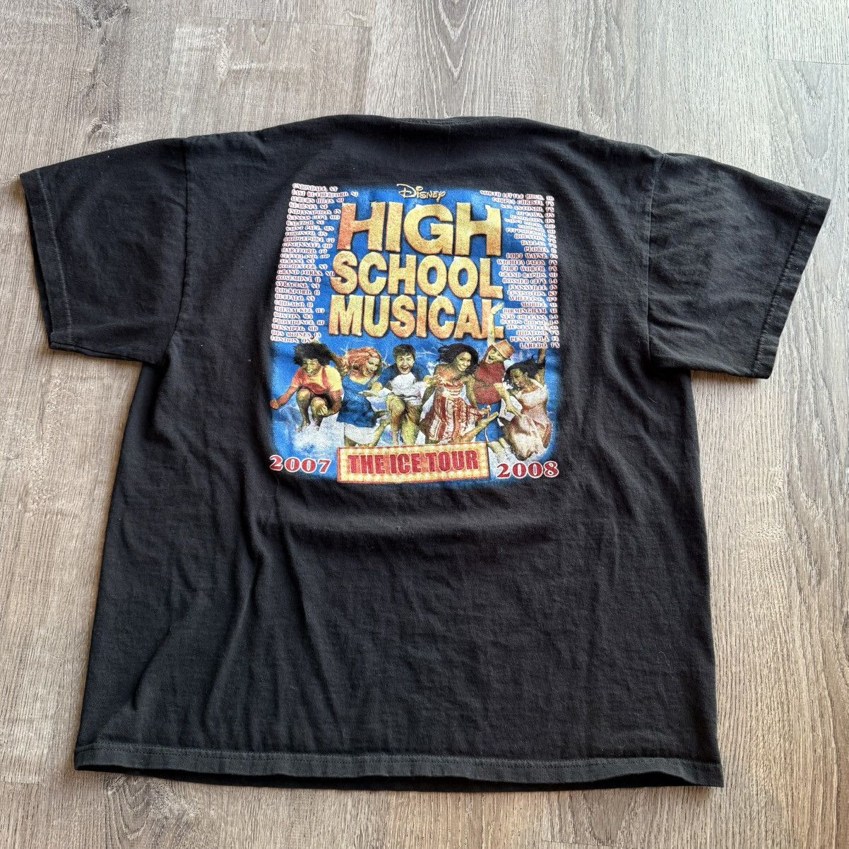 Other Vintage ‘07 High School Musical Ice Tour Rap Tee Movie Shirt Size US M / EU 48-50 / 2 - 1 Thumbnail
