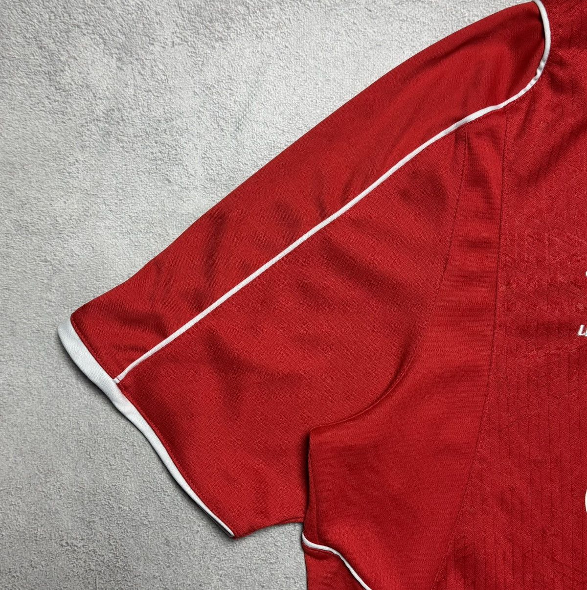Warrior Liverpool 2014 2015 Home Shirt Jersey Warrior #8 Gerrard Size US L / EU 52-54 / 3 - 3 Thumbnail