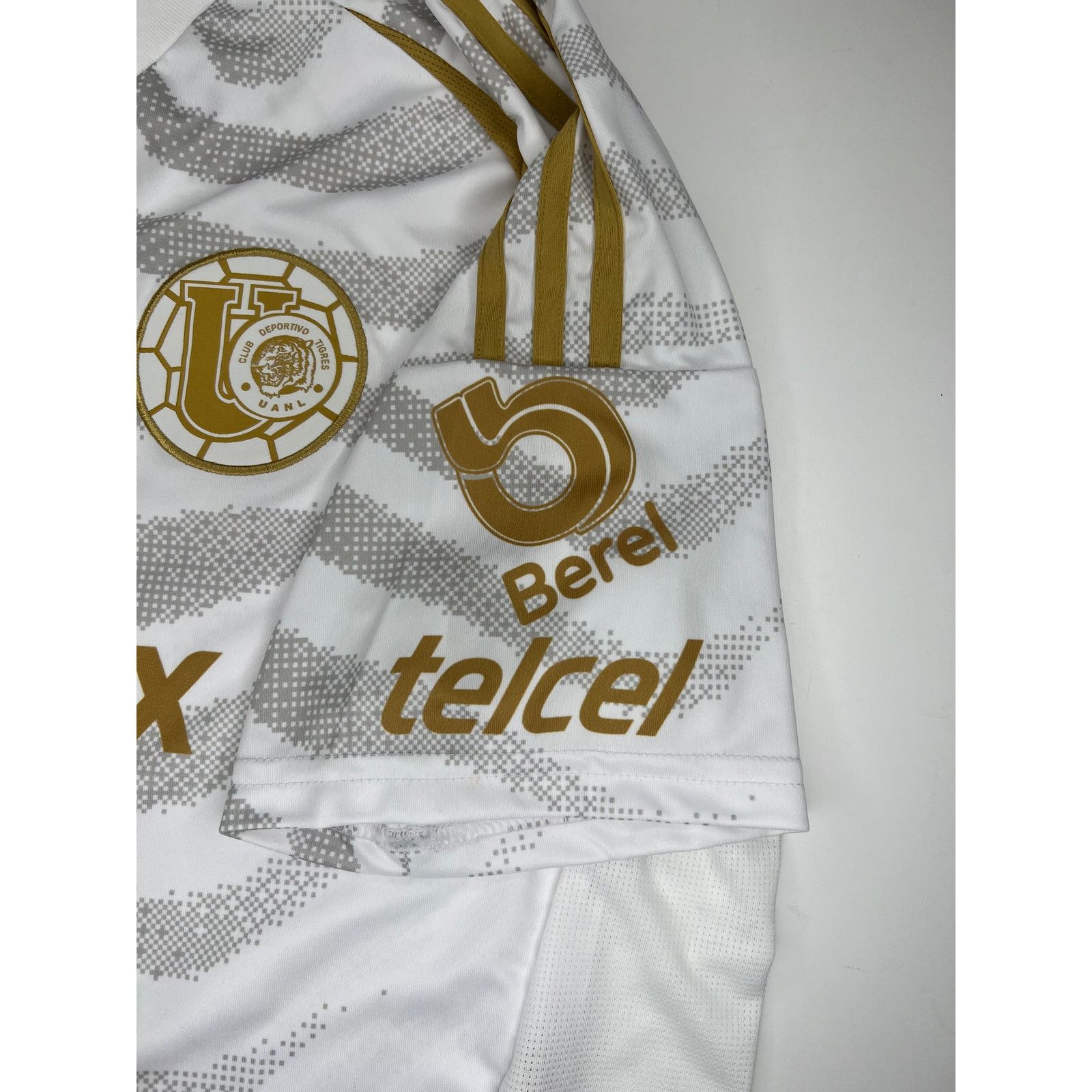 Adidas Adidas Tigres UANL Third Jersey White Gold Size XL Men's Size US XL / EU 56 / 4 - 4 Thumbnail