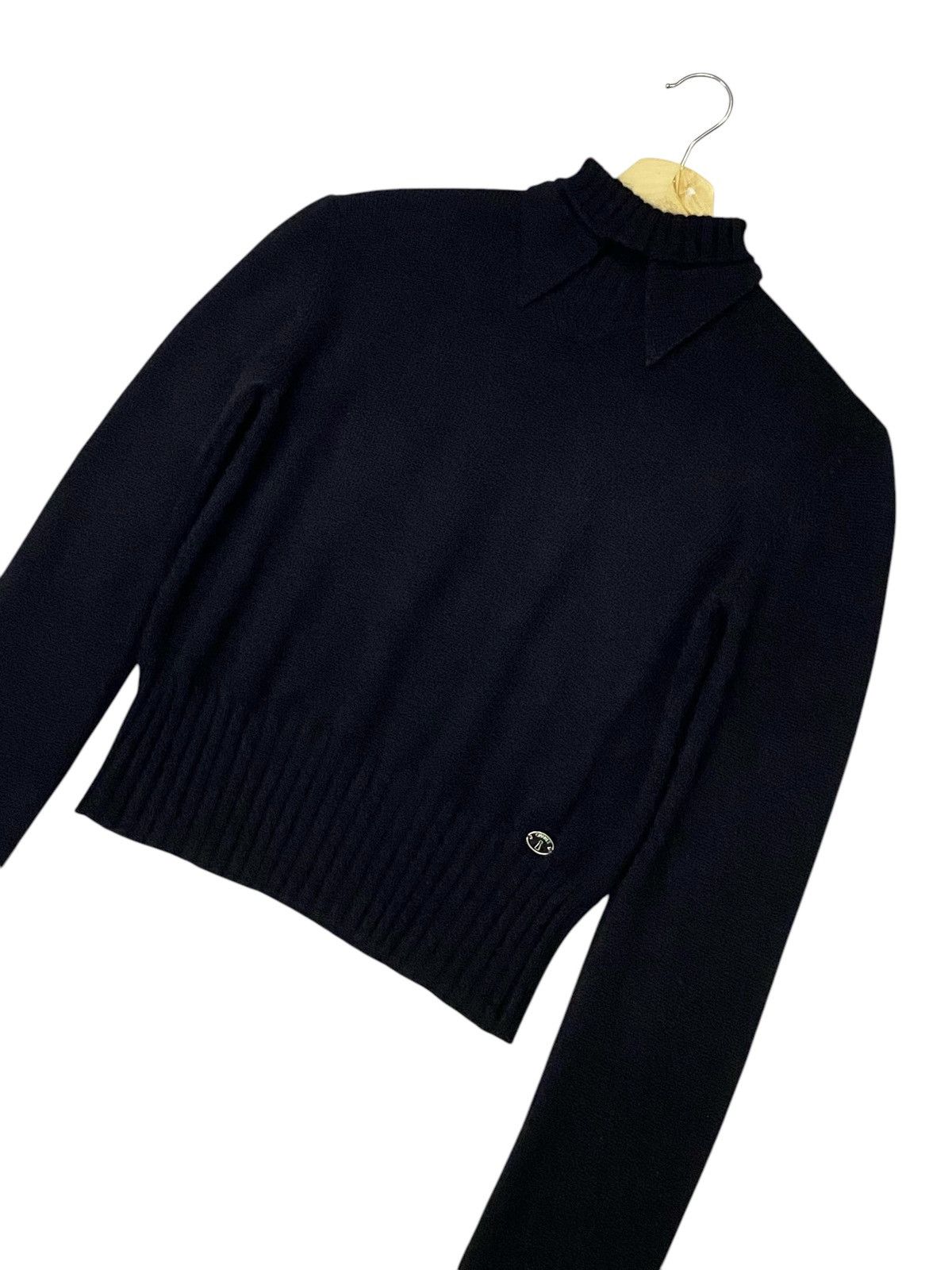Chanel Chanel Black Cashmere High Neck Peak Sweater Size M / US 6-8 / IT 42-44 - 6 Thumbnail