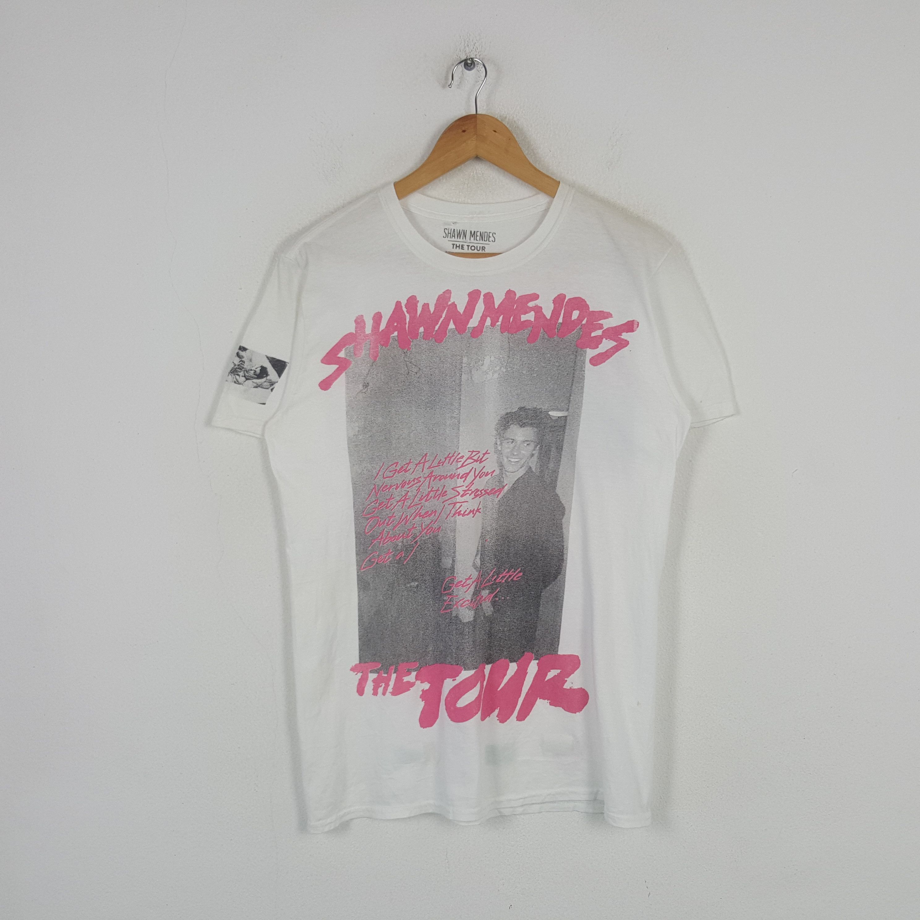 Band Tees Vintage Shawn Mendes The Tour Solo Singer Tshirt 31 Size US M / EU 48-50 / 2 - 1 Thumbnail