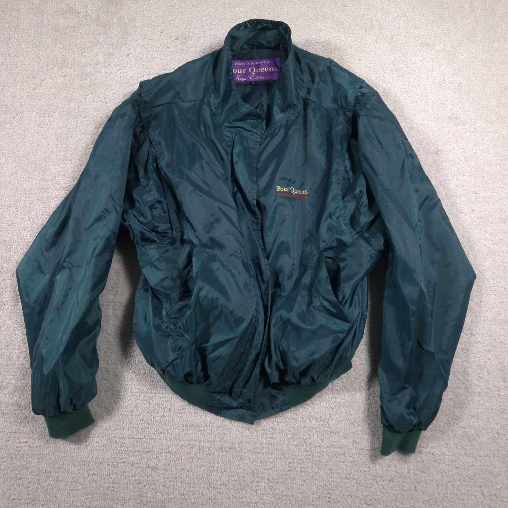Vintage VINTAGE Four Queens Jacket Mens Small Green Windbreaker 80s Las Vegas NM NS Size US S / EU 44-46 / 1 - 2 Thumbnail