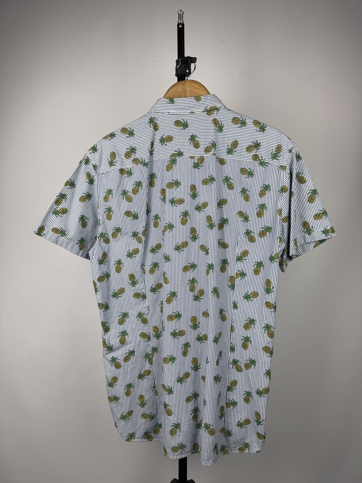 Hugo Boss Luxury 00s BOSS Hugo Boss Pineapple Stripe Shirt XL Slim Size US L / EU 52-54 / 3 - 11 Thumbnail