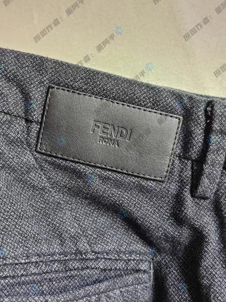 Fendi FENDI Men's Casual Pants. Q4 Size US 34 / EU 50 - 2 Thumbnail