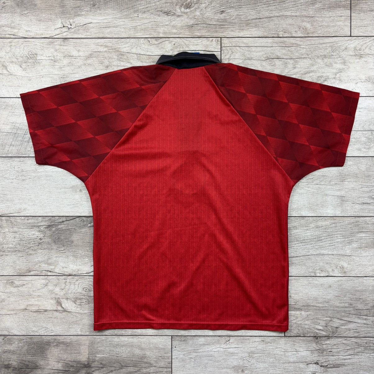 Umbro Manchester United Home Shirt 1996-1998 Size US M / EU 48-50 / 2 - 9 Thumbnail