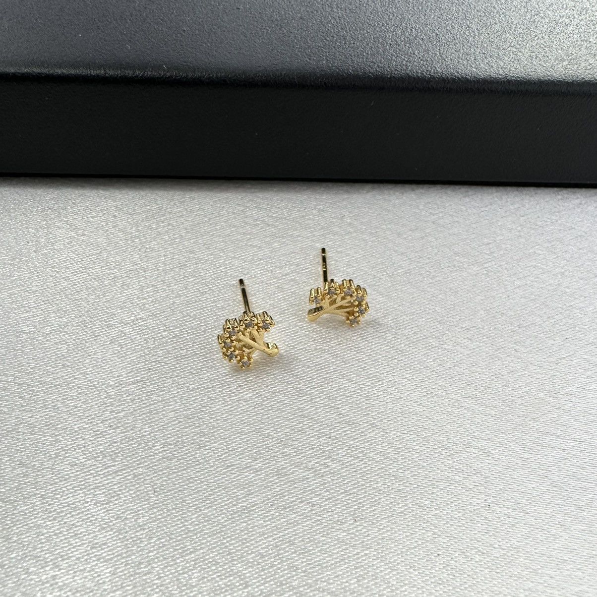 Designer Small Tiny CZ Tree Stud Earrings for Women Size ONE SIZE - 2 Thumbnail