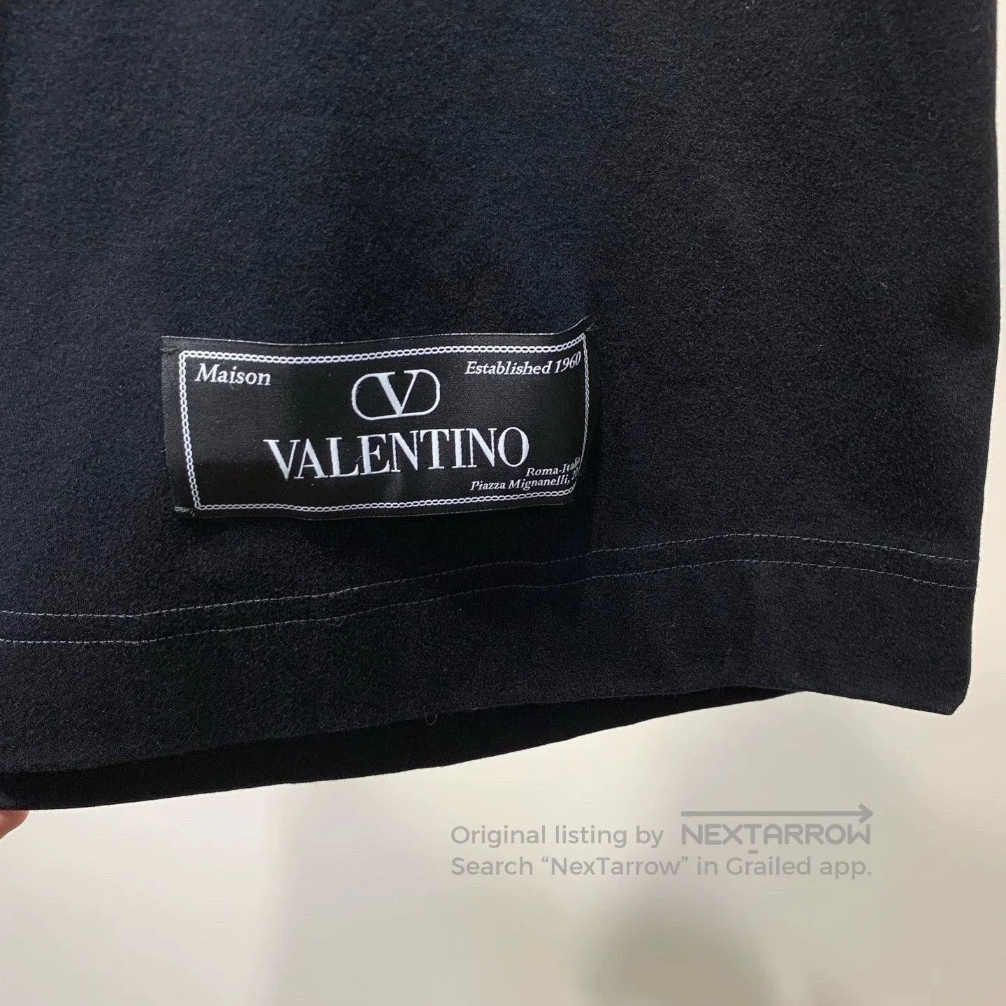 Valentino Valentino Badge Short Sleeve T-Shirt. Size US L / EU 52-54 / 3 - 2 Thumbnail