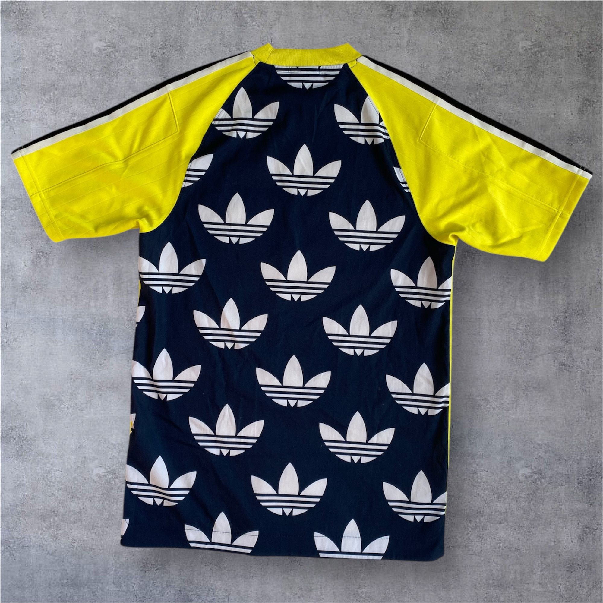 Adidas Adidas Shirt Size XS (Fits Like S-M) Size US XS / EU 42 / 0 - 2 Thumbnail