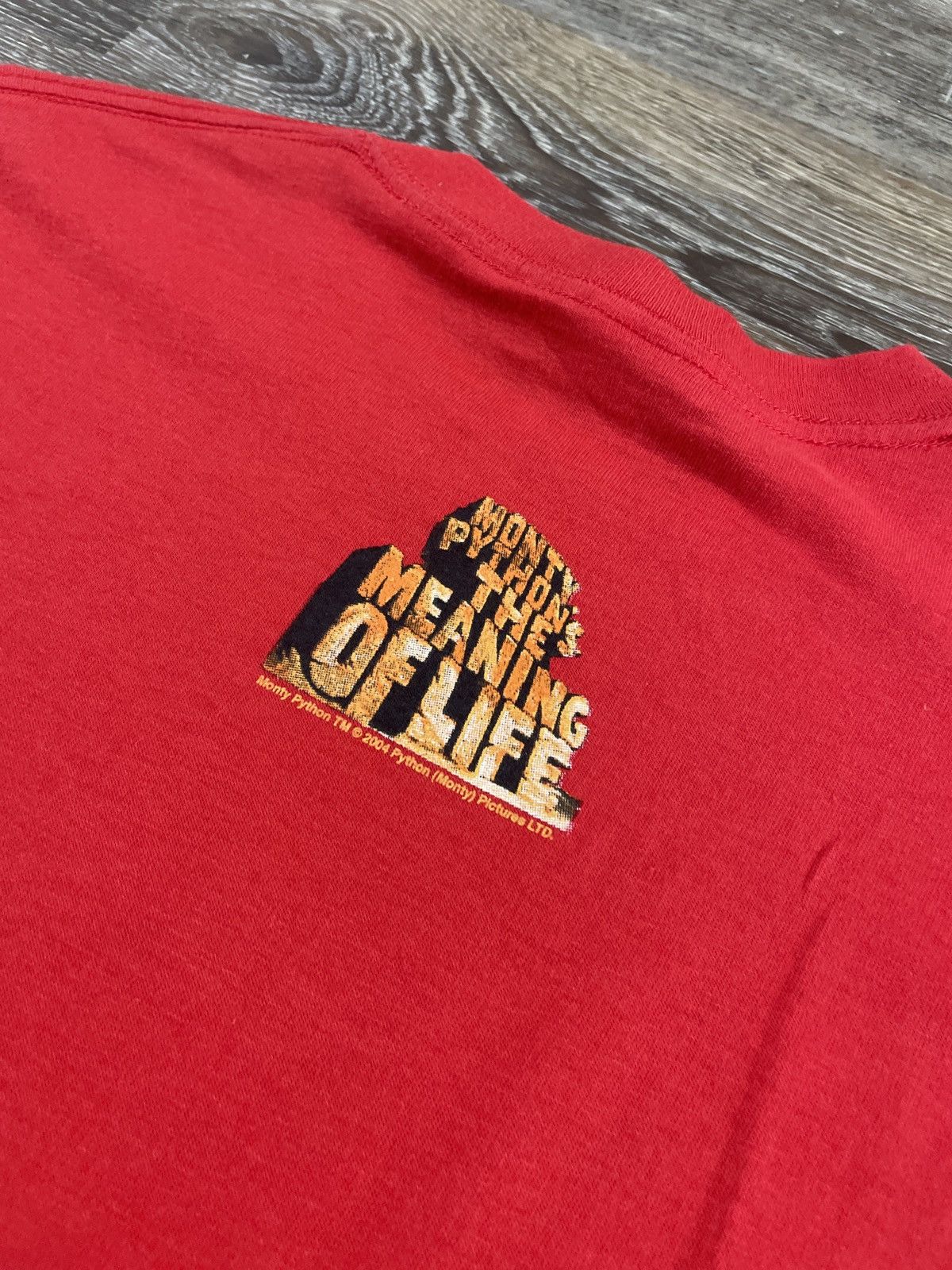 Gildan Vintage 2004 Monty Pythons the Meaning of Life Promo Tshirt Size US M / EU 48-50 / 2 - 4 Thumbnail