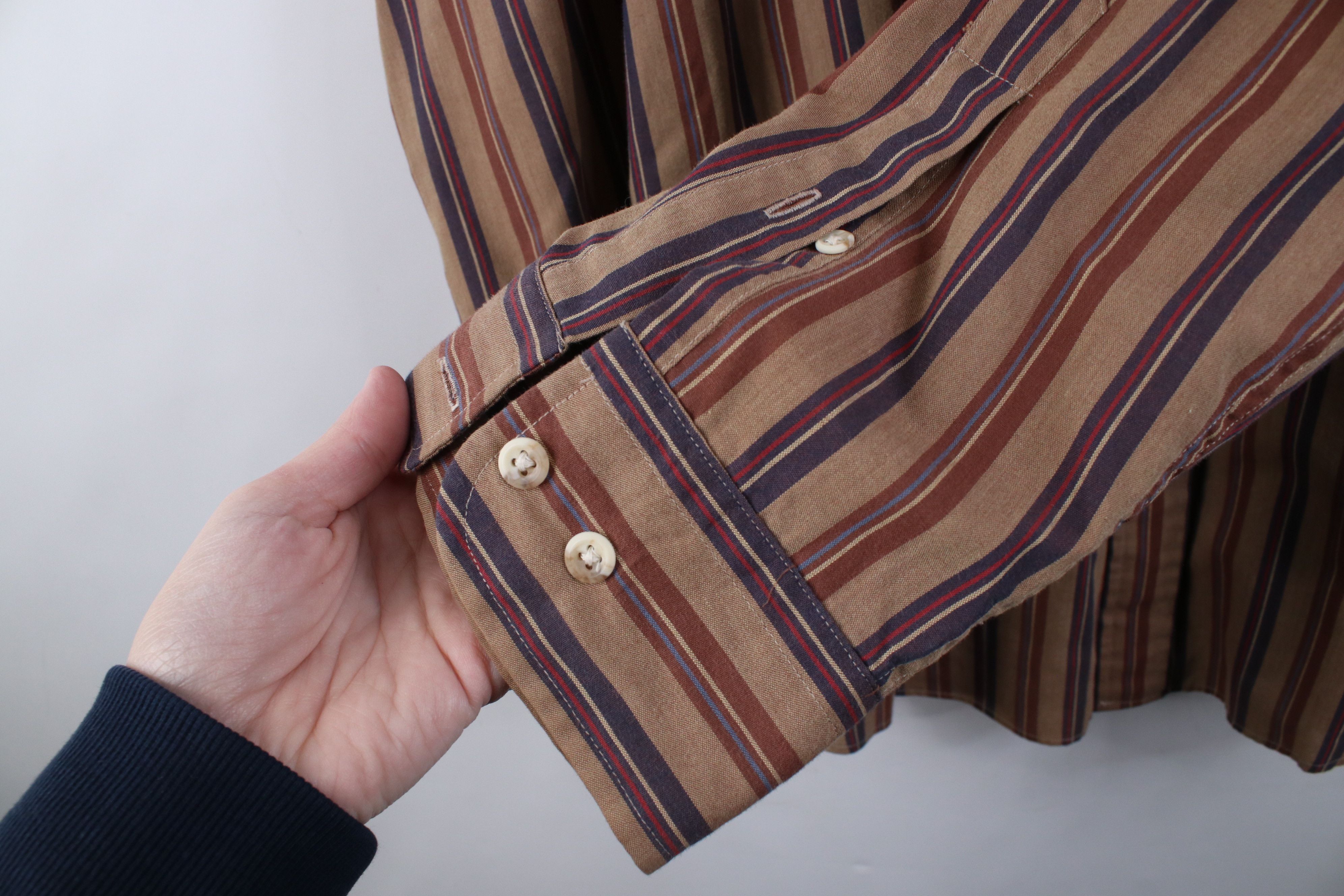 Vintage Vintage 90s Streetwear Striped Collared Button Down Shirt Size US XL / EU 56 / 4 - 4 Thumbnail