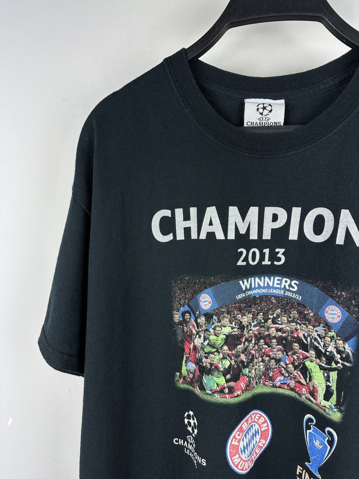 UEFA × Vintage UEFA Champion League Final Wembley 2013 Bayern Munich Shirt Size US L / EU 52-54 / 3 - 2 Thumbnail
