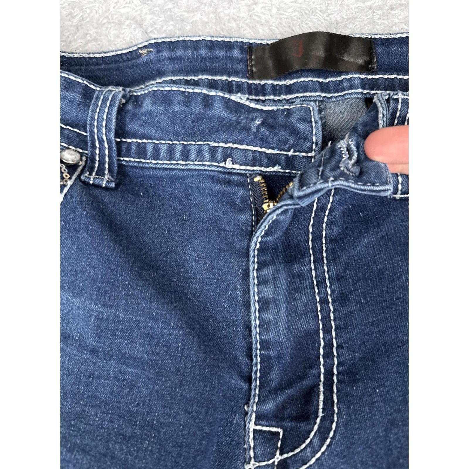 Grace in LA Grace In LA Jeans Women's Bootcut 30 Blue Mid Rise Embellished Denim READ Size 30" / US 8 / IT 44 - 2 Thumbnail