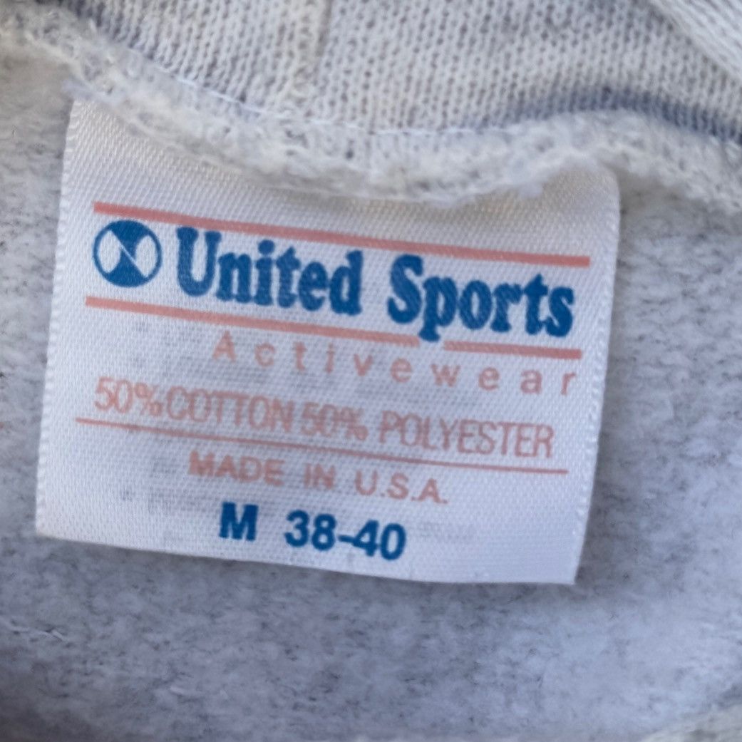 Vintage VINTAGE SKATEBOARD PHOTO TEE BIG LOGO SPELL OUT SKATE Size US M / EU 48-50 / 2 - 6 Thumbnail