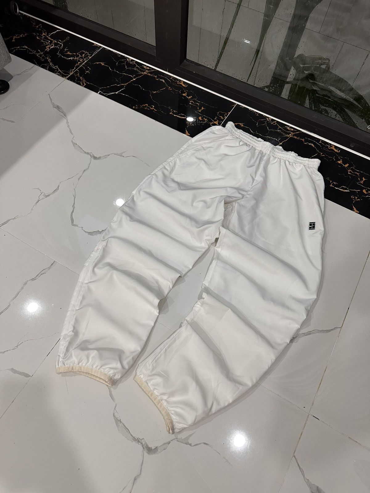 NIKE COURT VINTAGE BASIC LOGO STREETWEAR SWEATPANTS