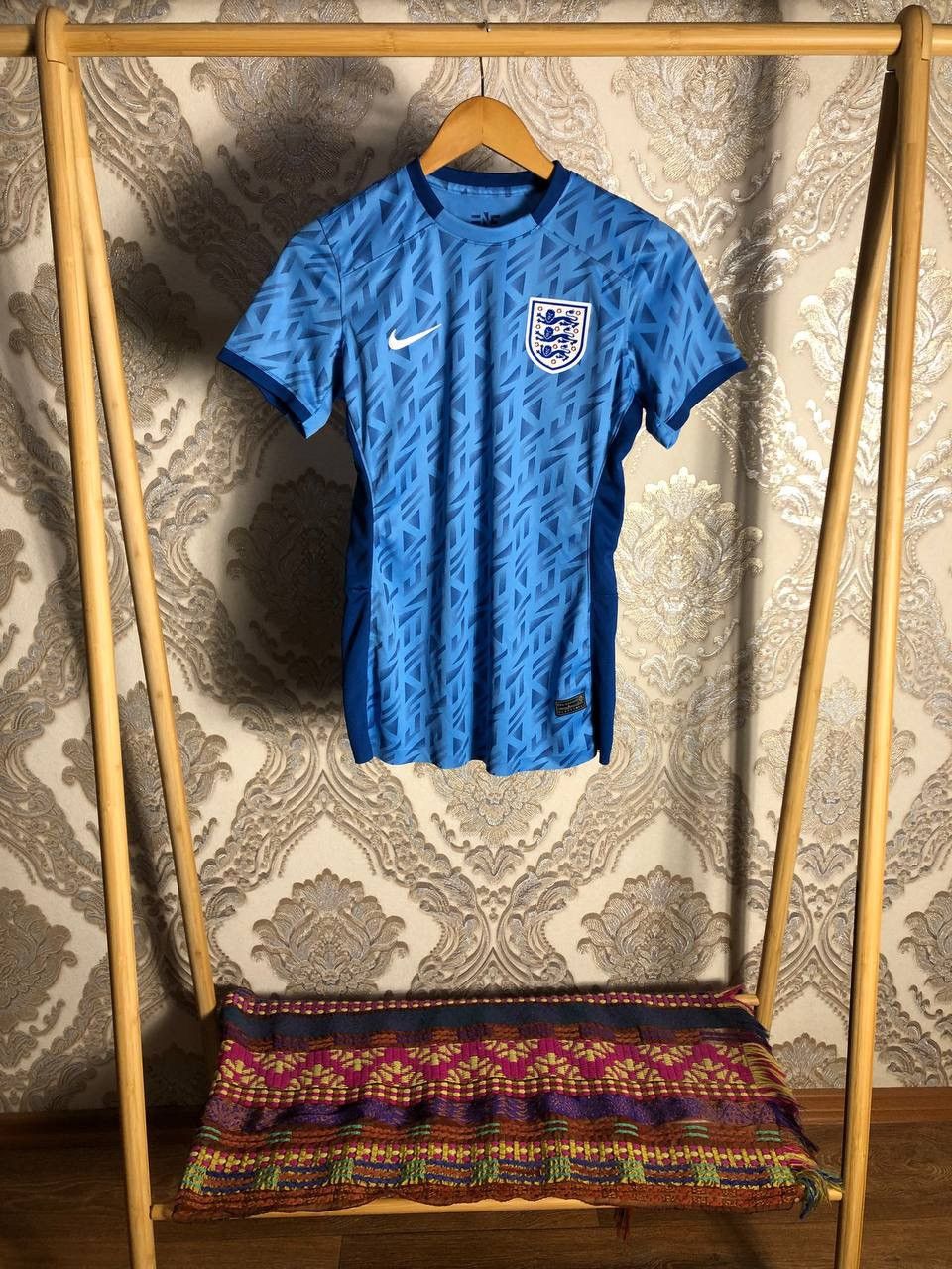 Vintage VERY RARE NIKE ENGLAND DESIGNER SOCCER JERSEY MANCHESTER Y2K Size US S / EU 44-46 / 1 - 1 Thumbnail