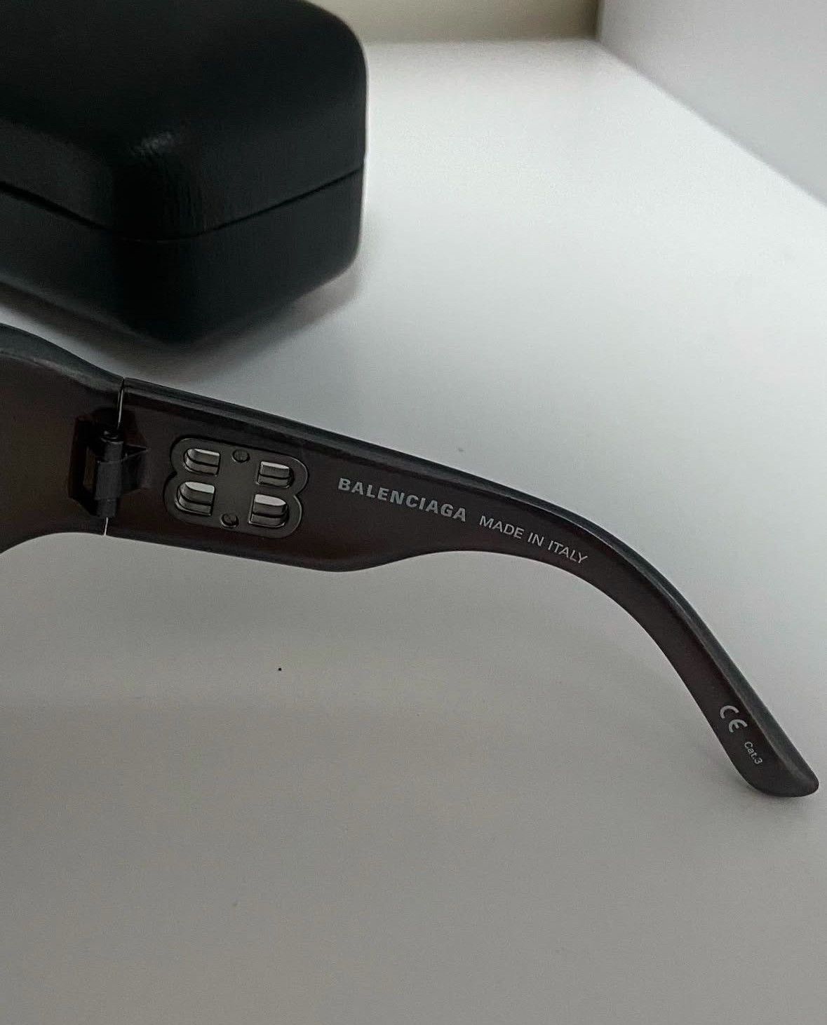 Balenciaga Balenciaga nevermind cat alien sunglasses Size ONE SIZE - 5 Thumbnail