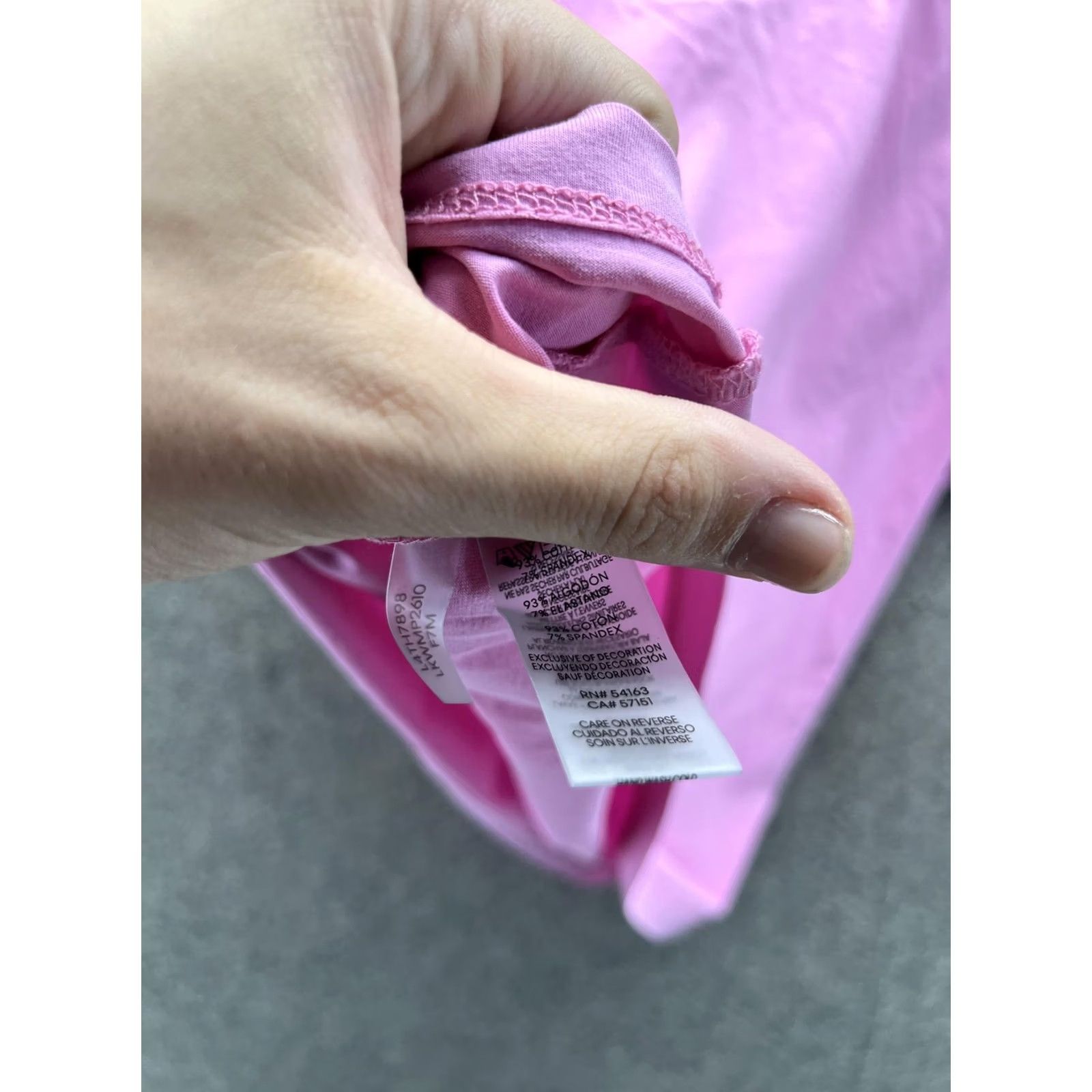 Karl Lagerfeld Karl Lagerfeld Paris Shirt Womens Small Pink Cat Rhinestone Cropped Top Size S / US 4 / IT 40 - 4 Thumbnail