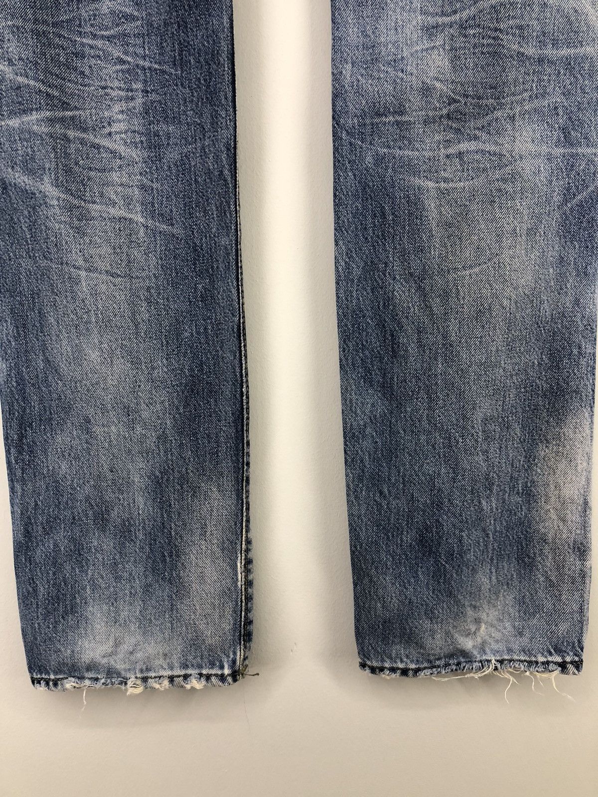 Diesel Vintage Diesel Blue Eyecons 2015/2 Edition Distressed Jeans Size US 28 / EU 44 - 17 Thumbnail