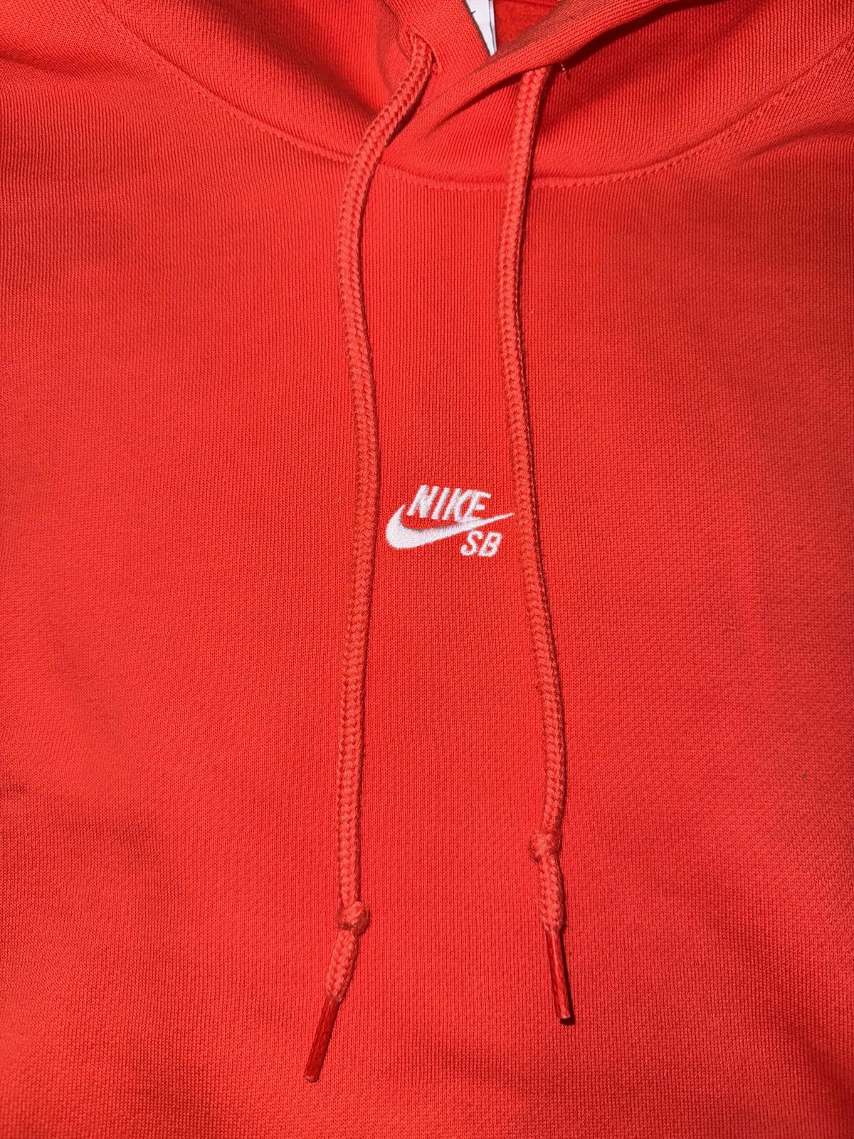 Nike Nike SB Men’s Essential GFX Fleece Pullover Hoodie Sample Size US M / EU 48-50 / 2 - 3 Thumbnail