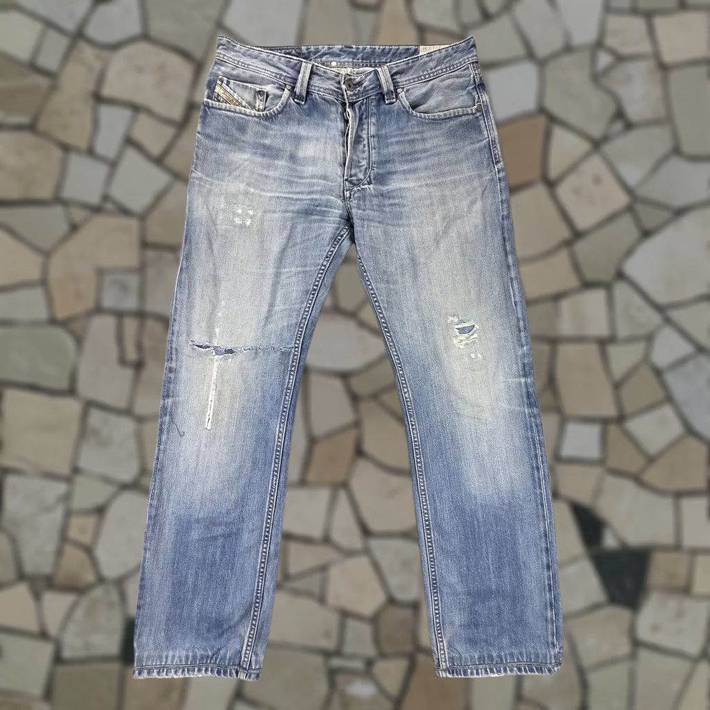 Diesel Diesel Jeans Mens 31x34 Blue Larkee Straight Distressed Button Fly 008XR Size US 31 - 1 Thumbnail
