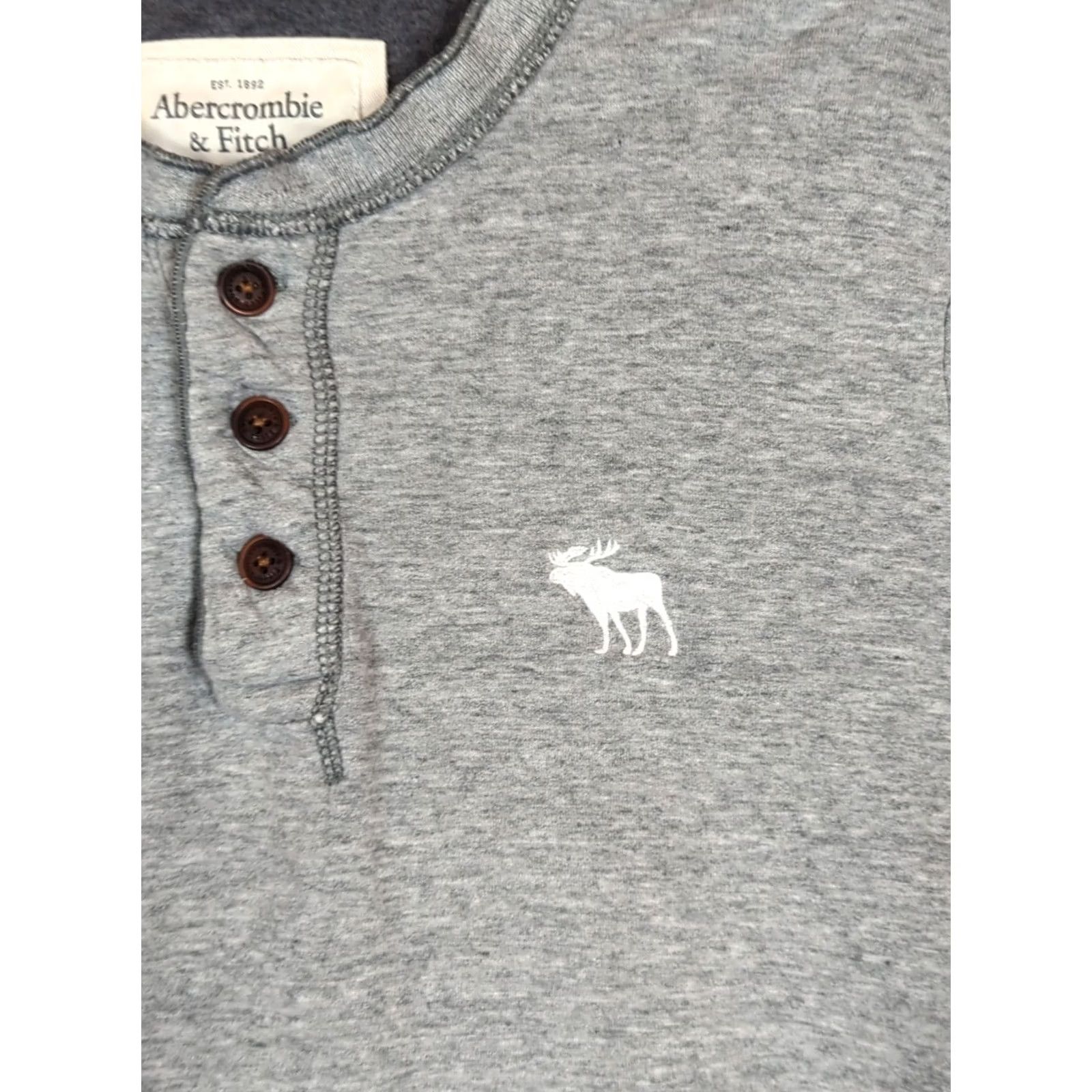 Abercrombie & Fitch VINTAGE Abercrombie & Fitch Shirt Mens XL Slim Gray Henley 90s USA Embroidered Logo Button Knit Cotton Long Sleeve Size US XL / EU 56 / 4 - 3 Thumbnail