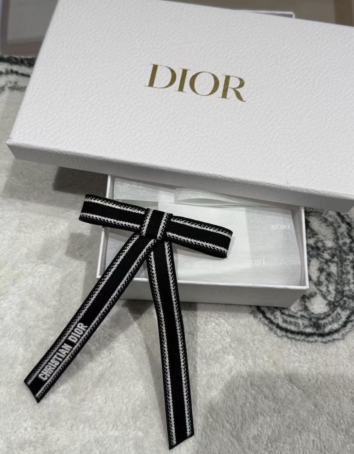 Dior Authentic Dior hair clip from official boutique Size ONE SIZE - 1 Thumbnail