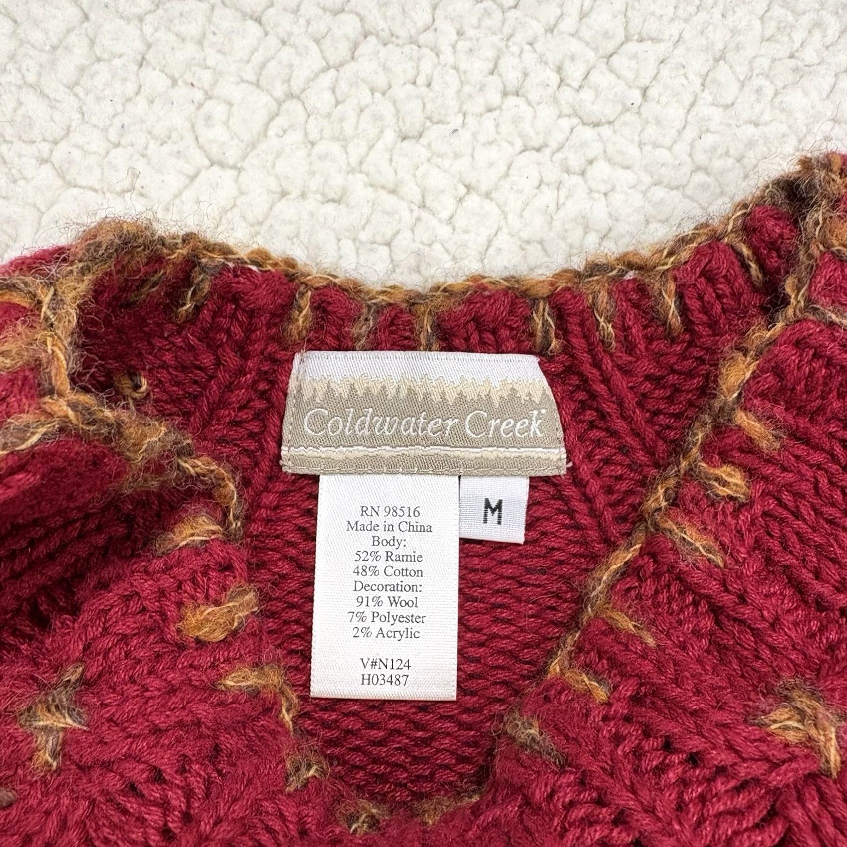 Coldwater Creek VINTAGE Coldwater Creek Red Wool Christmas Sweater Sz M Embroidered Pinecone 1990s MensWomens Size M / US 6-8 / IT 42-44 - 2 Thumbnail