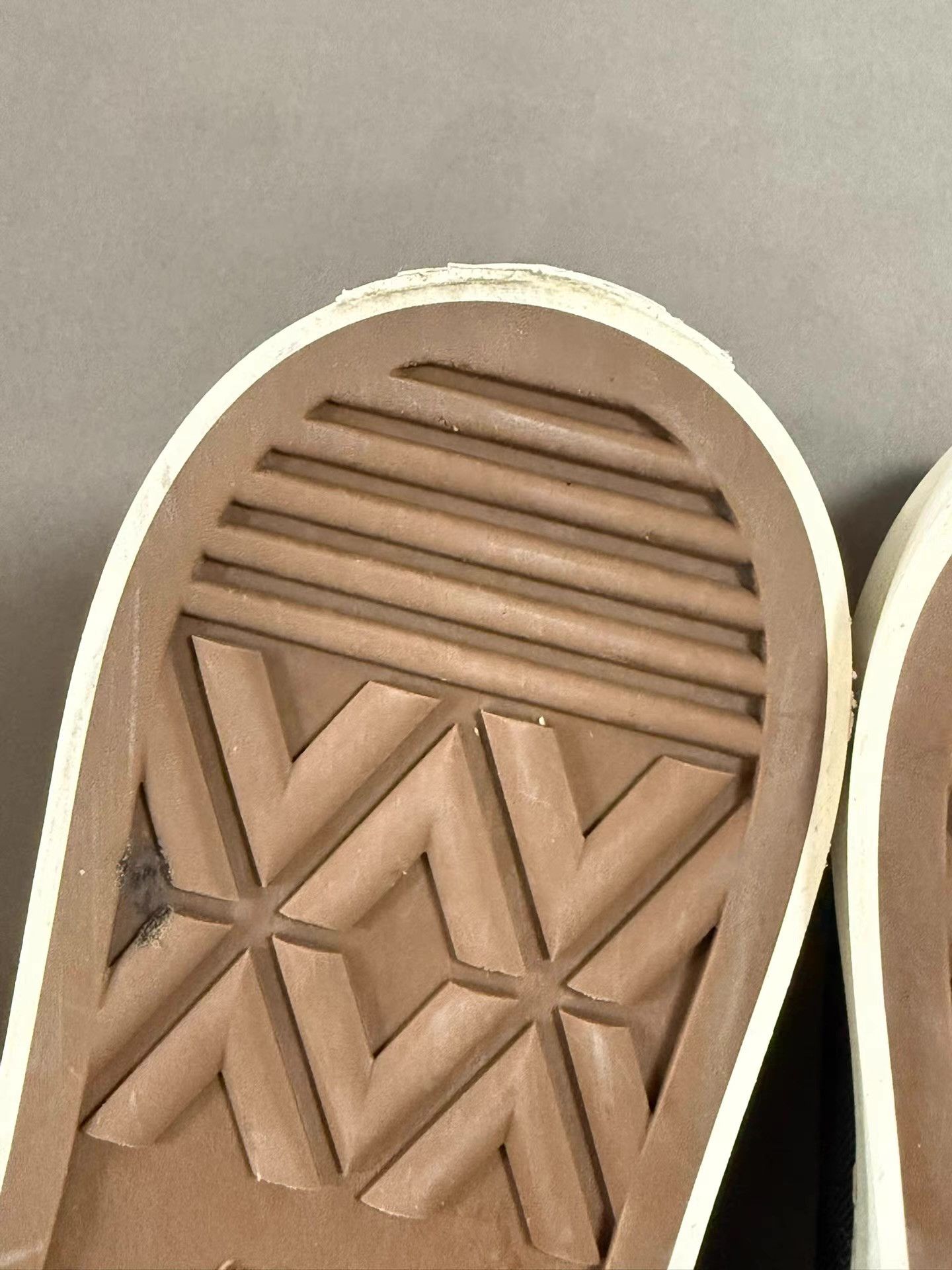 Louis Vuitton Louis Vuitton Rainbow Monogram Damier High-Top Sneakers Ｑ20 Size US 8 / EU 41 - 3 Thumbnail